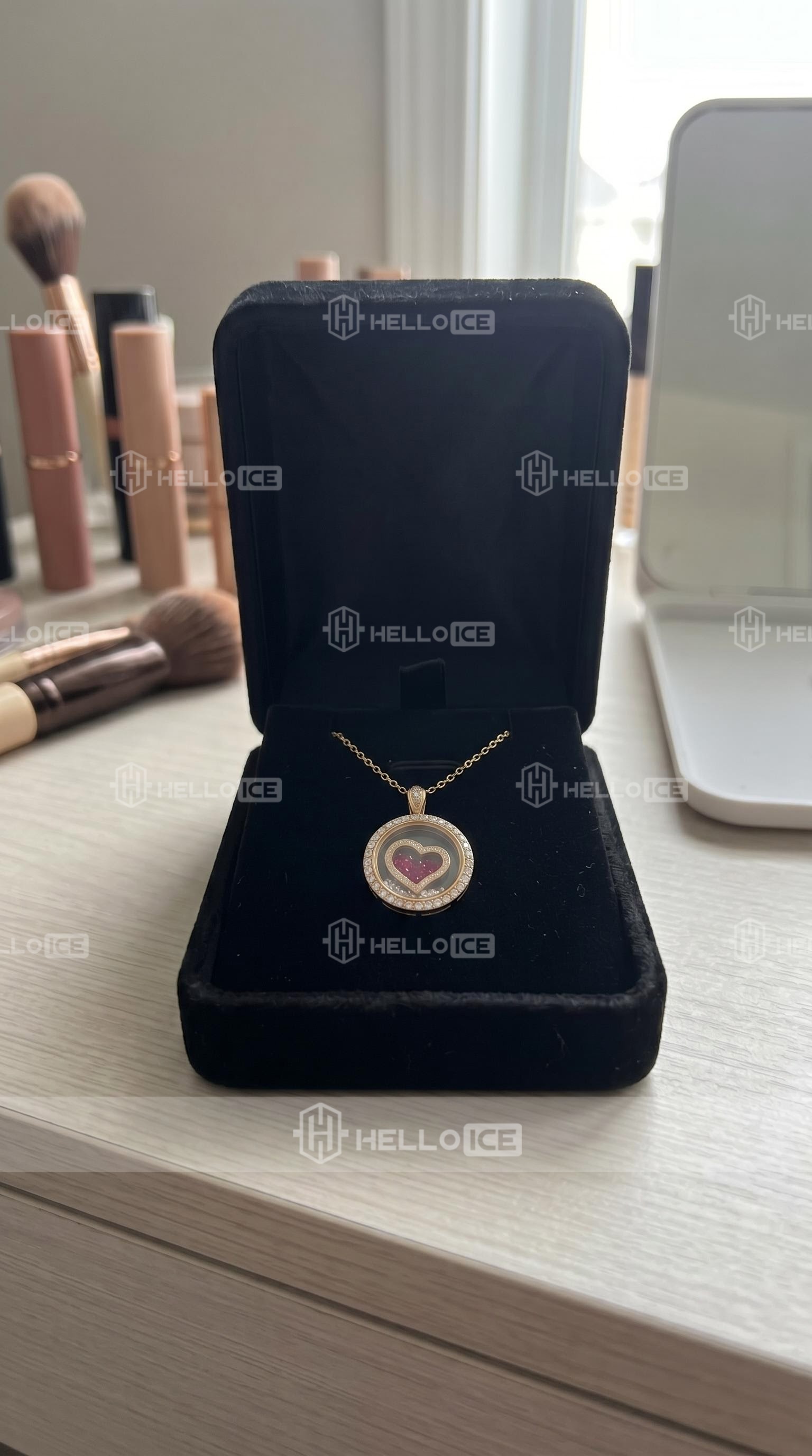 Helloice Review Image
