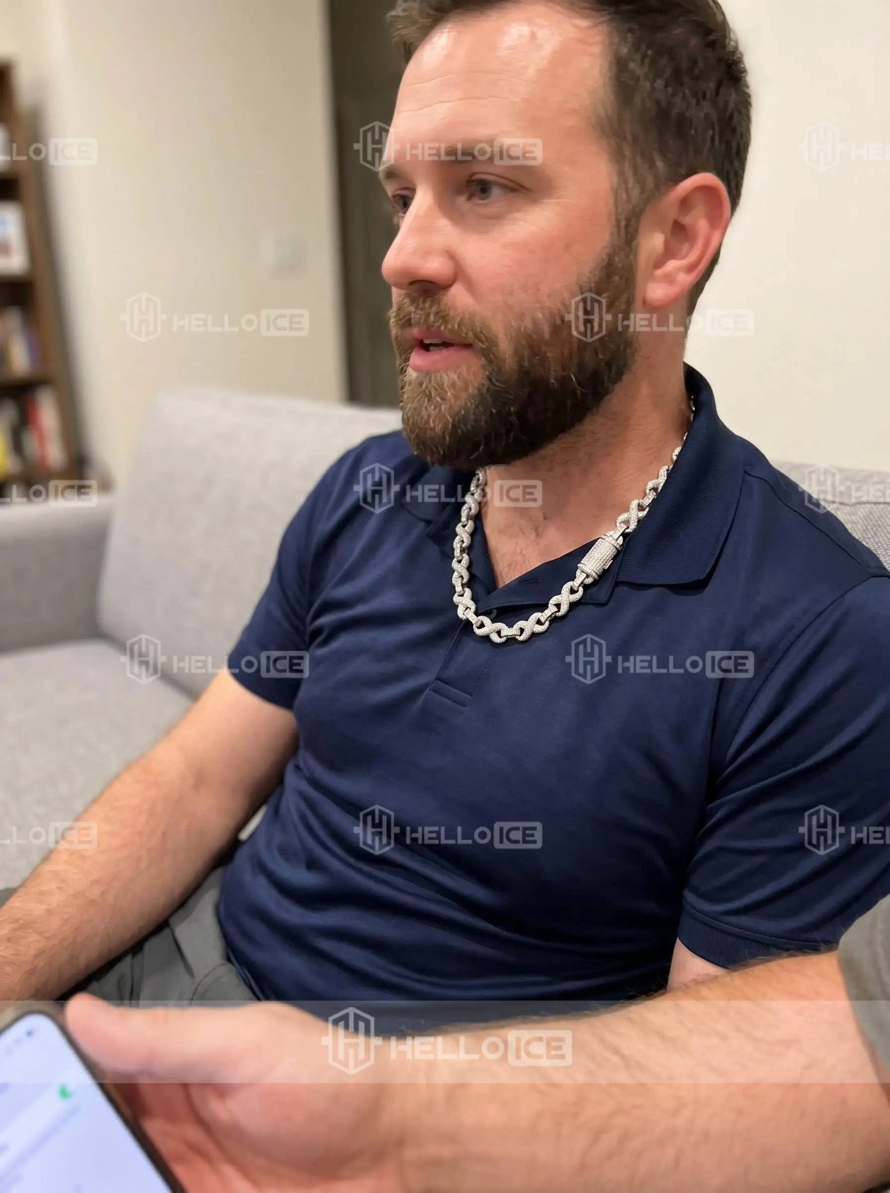 Helloice Review Image