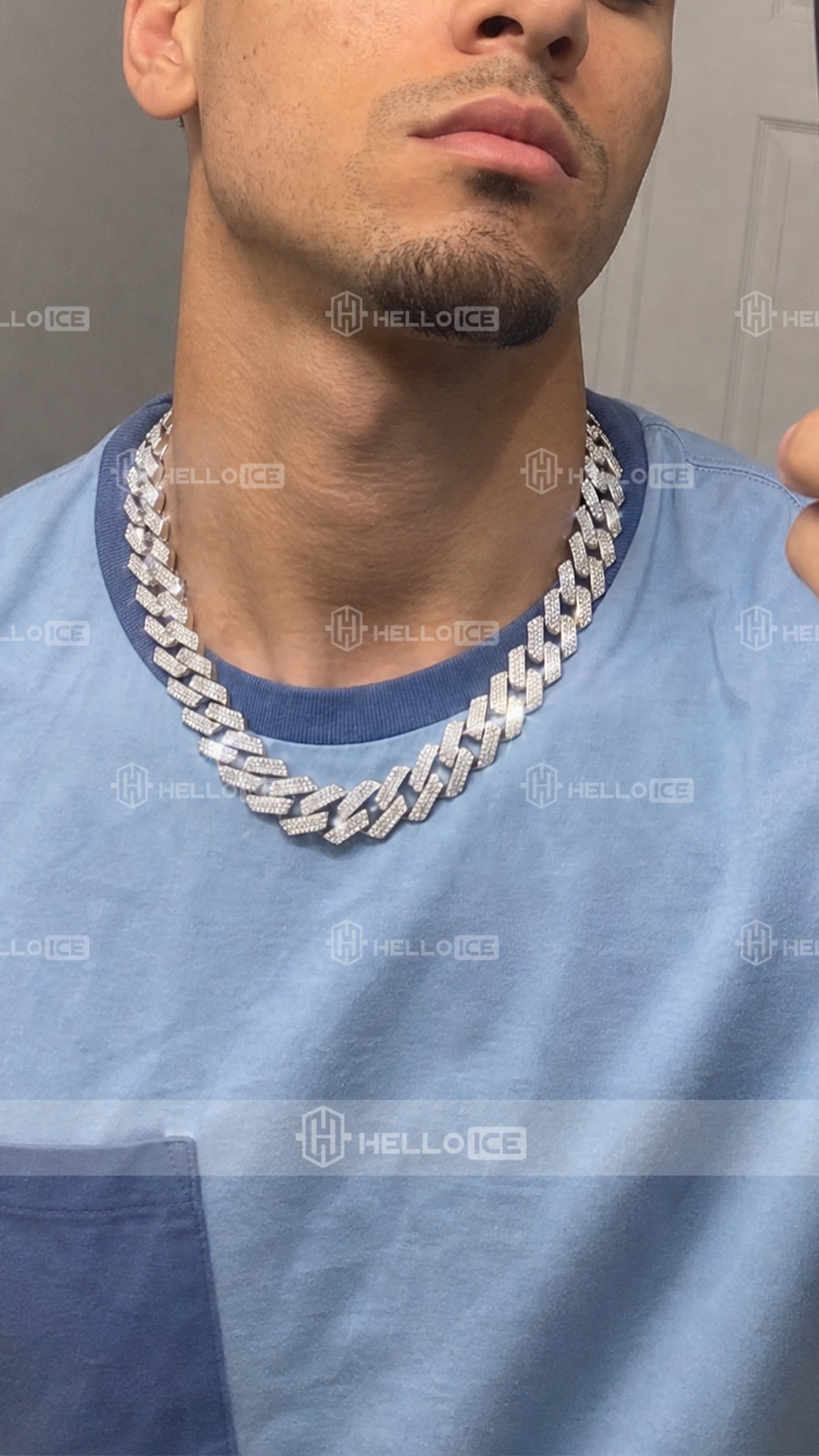Helloice Review Image