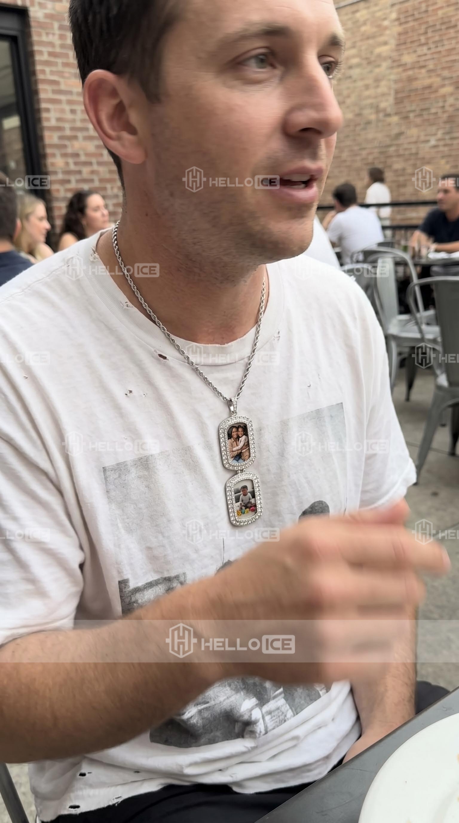 Helloice Review Image