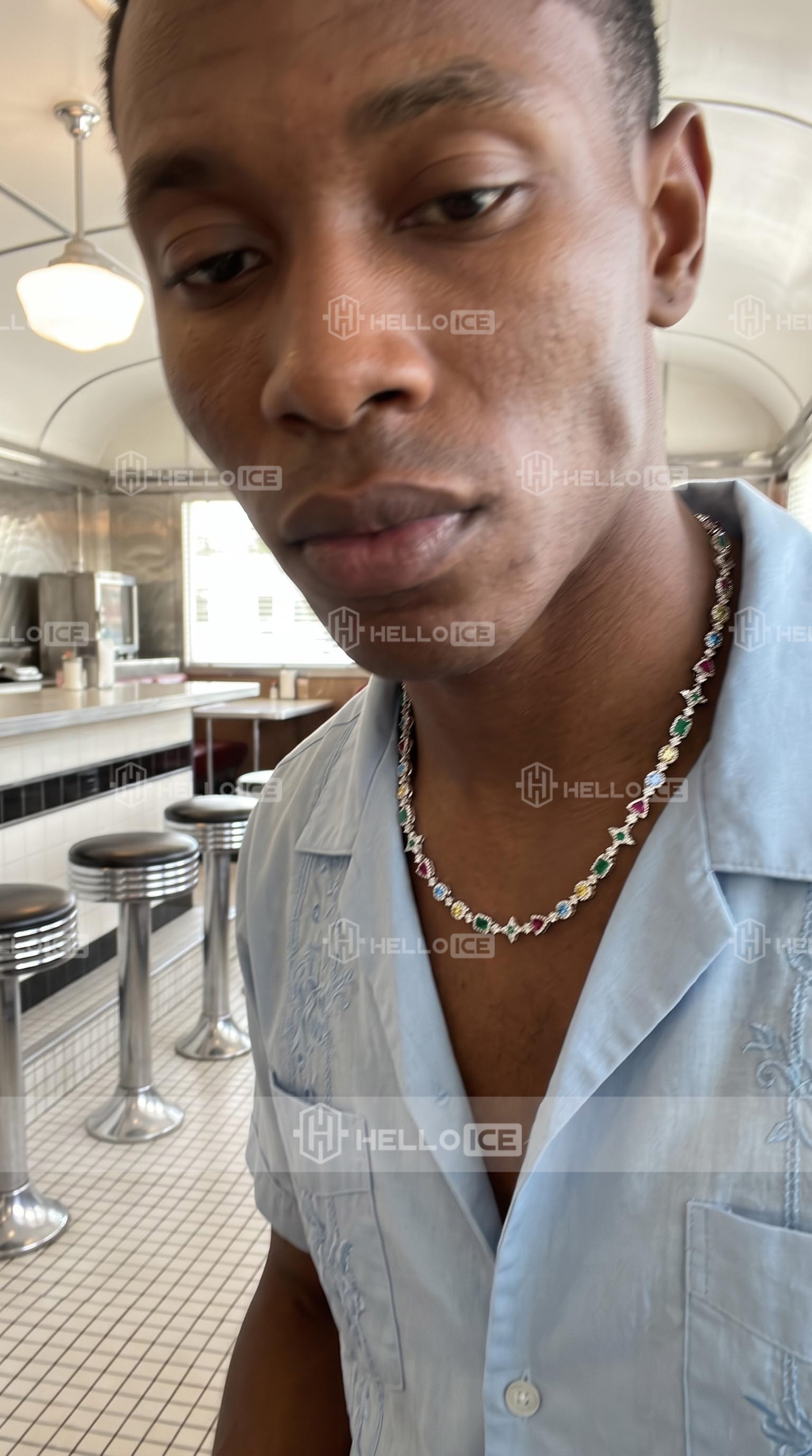 Helloice Review Image