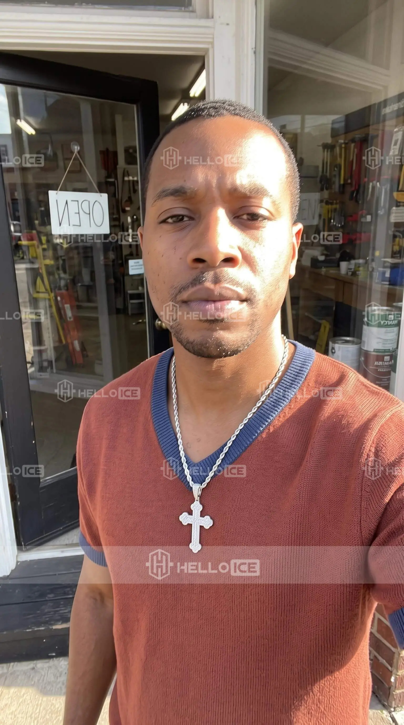 Helloice Review Image