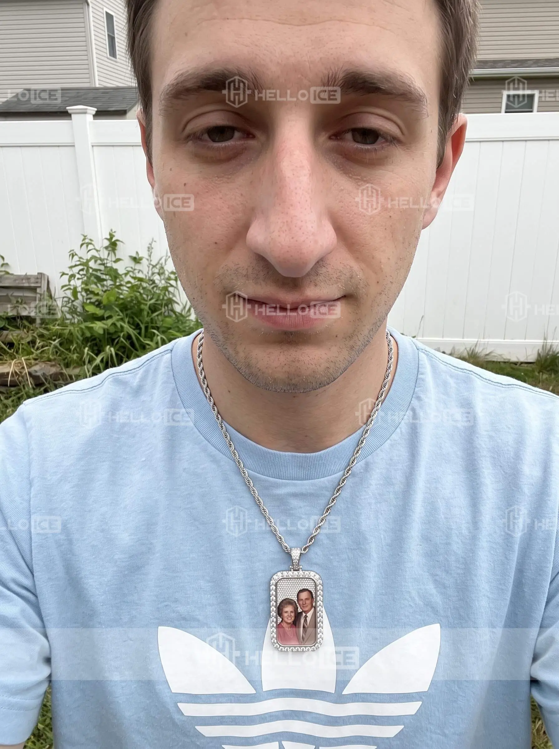 Helloice Review Image