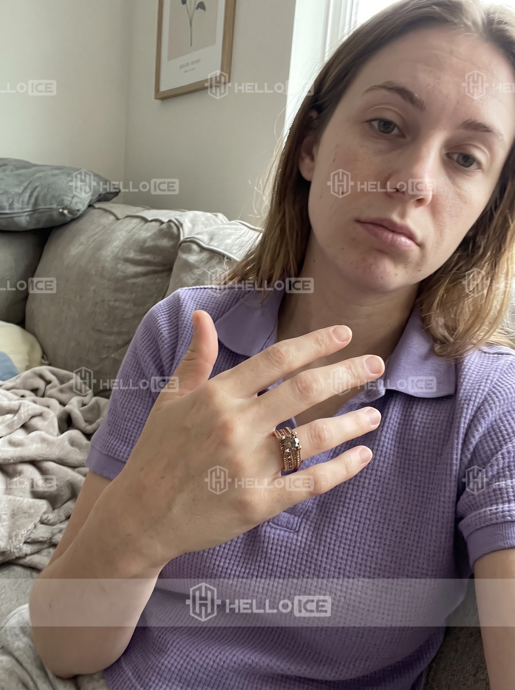 Helloice Review Image