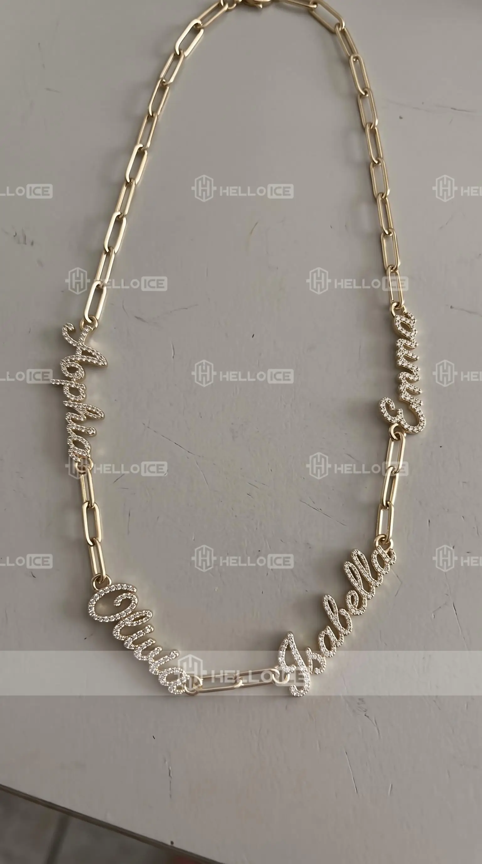 Helloice Review Image