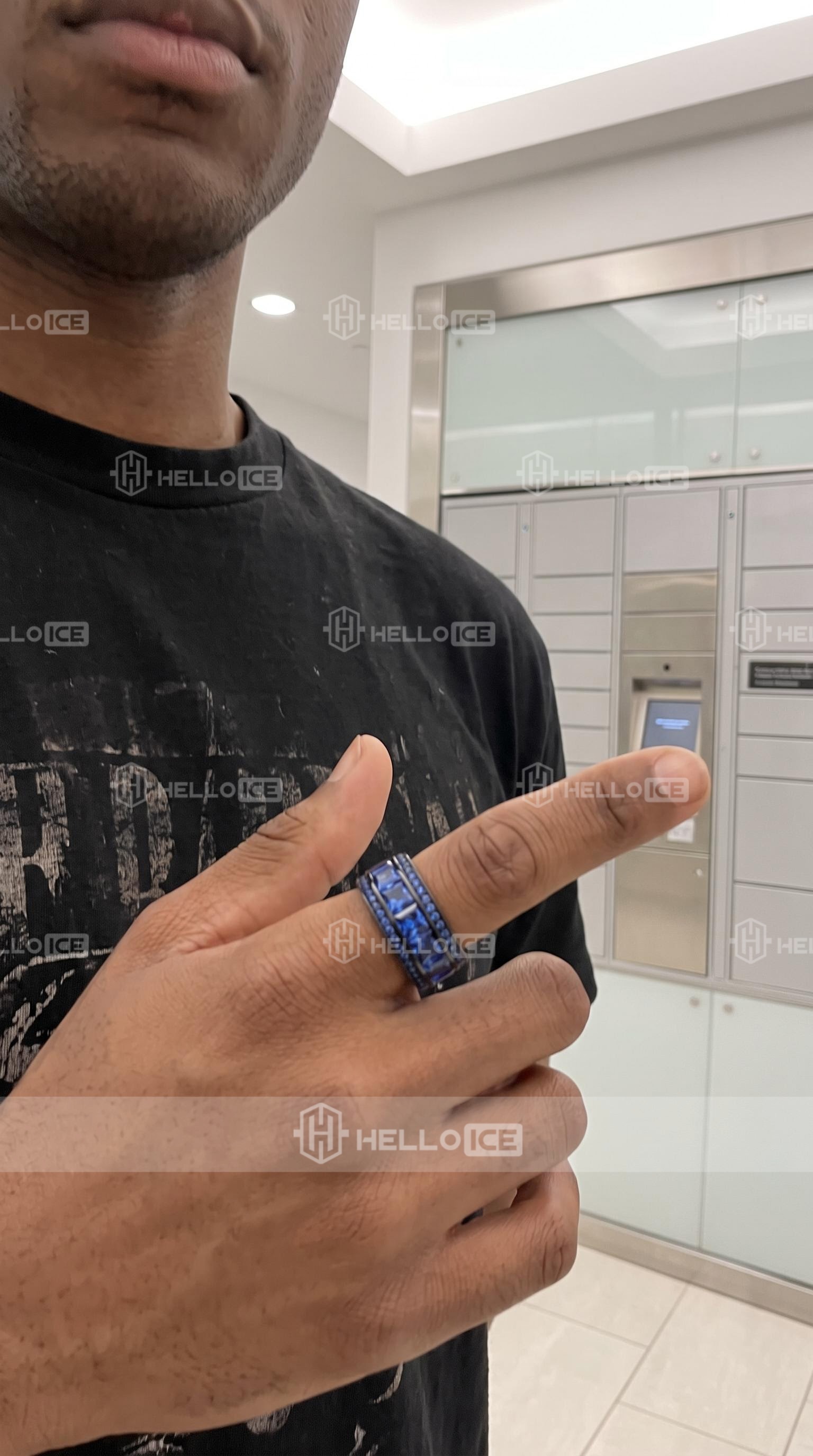 Helloice Review Image