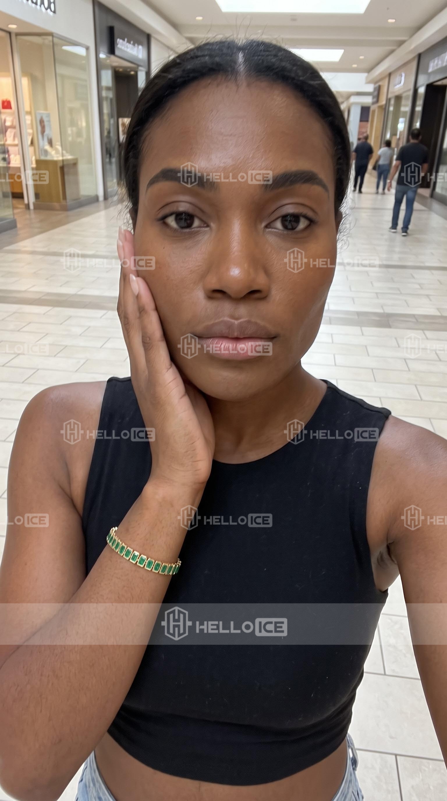 Helloice Review Image
