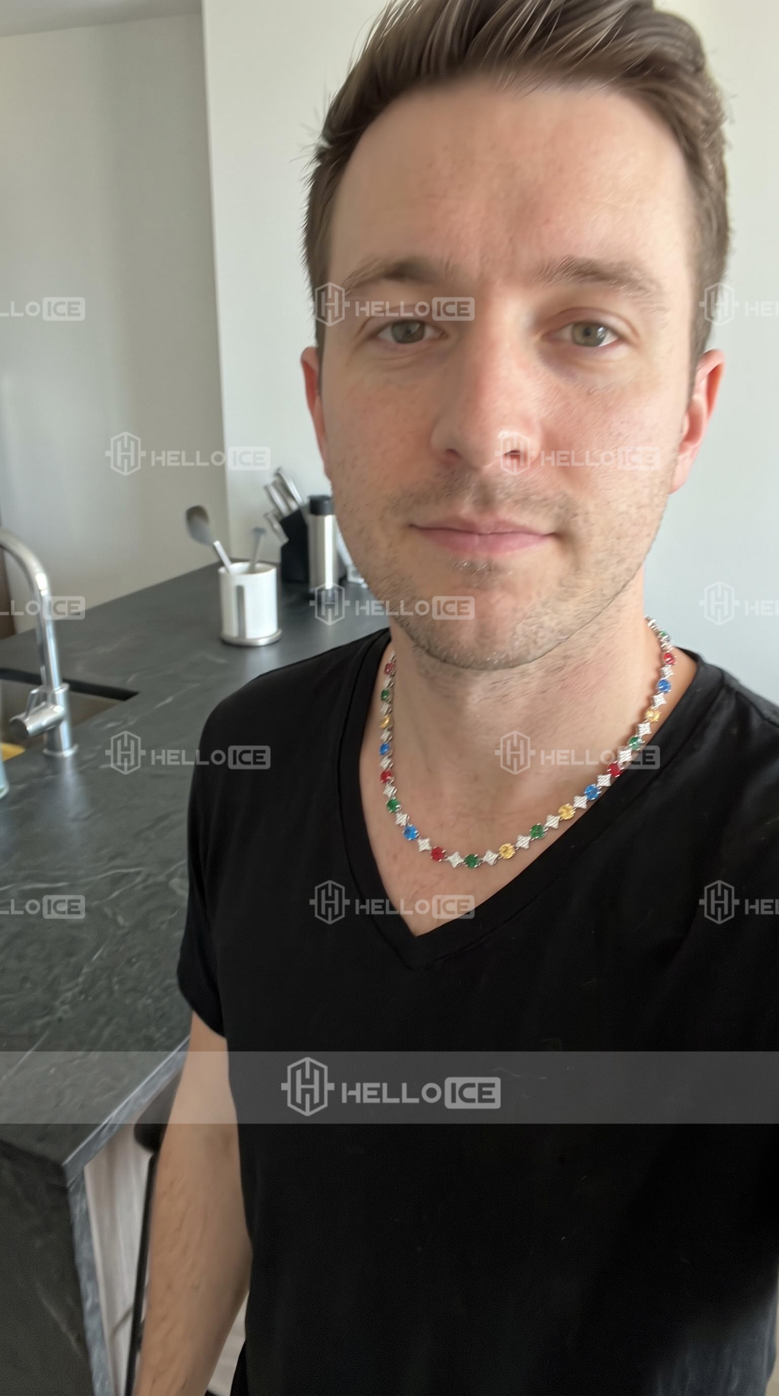 Helloice Review Image
