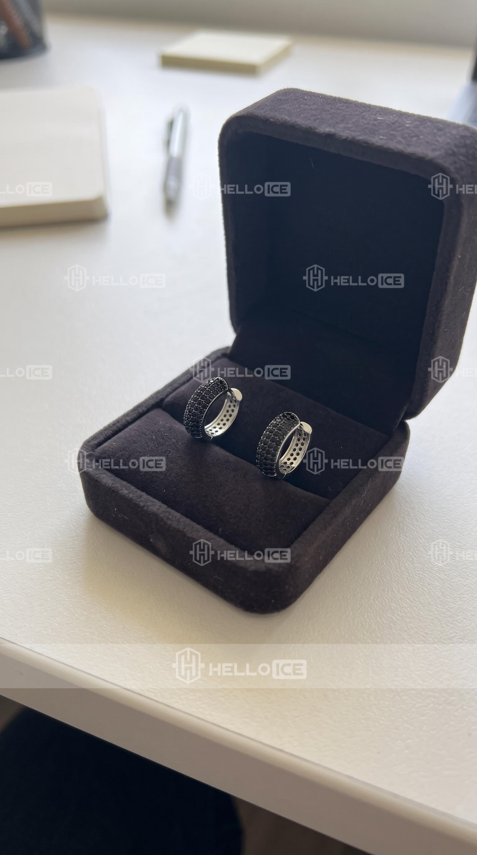 Helloice Review Image