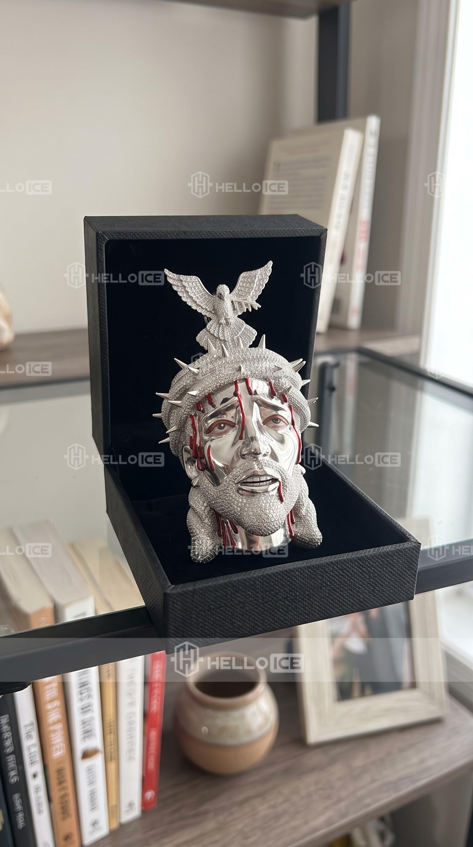 Helloice Review Image