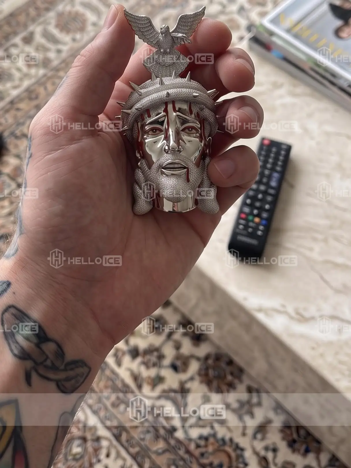 Helloice Review Image