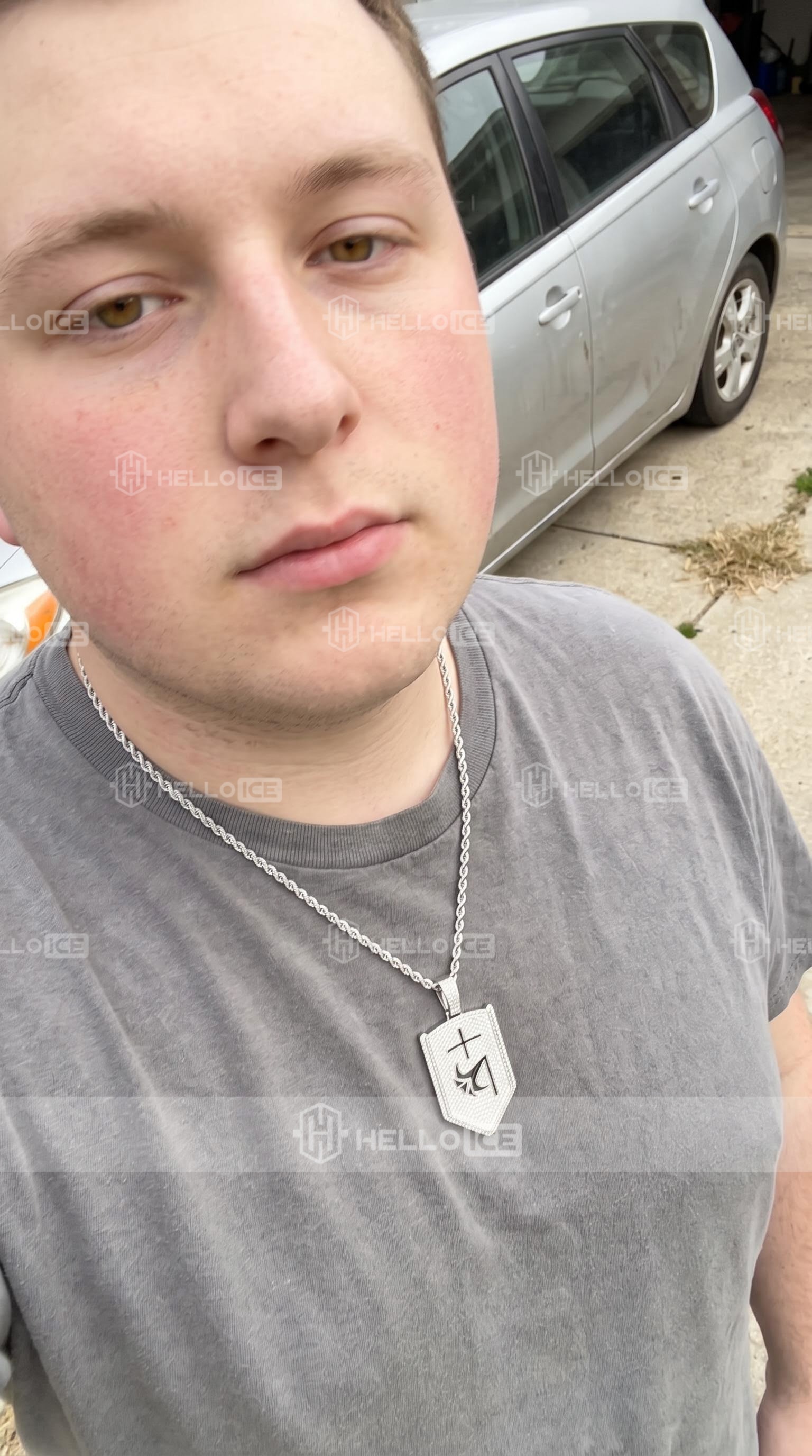 Helloice Review Image