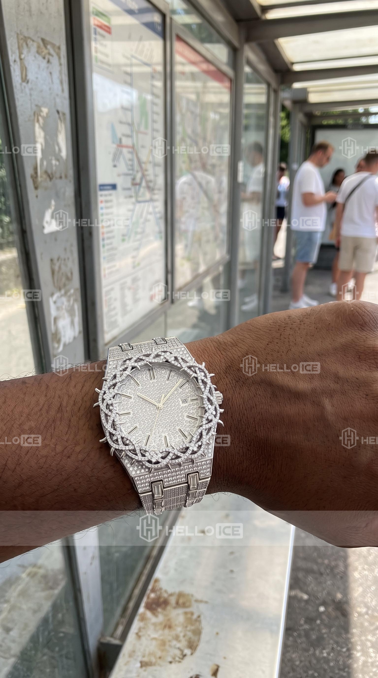 Helloice Review Image