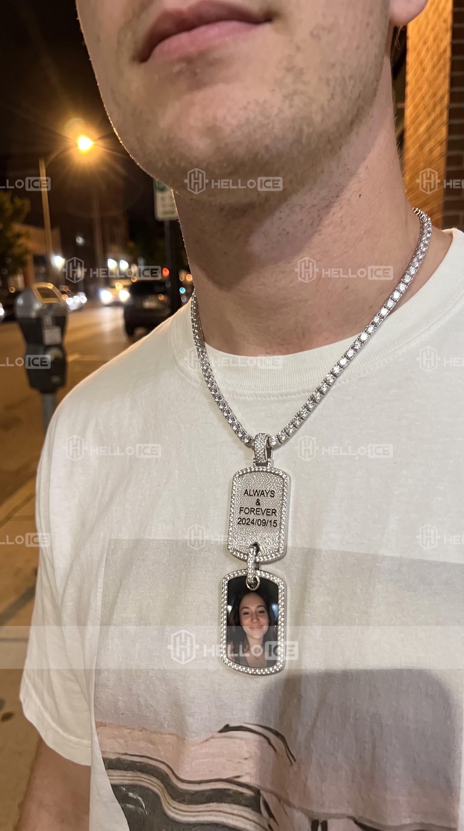 Helloice Review Image