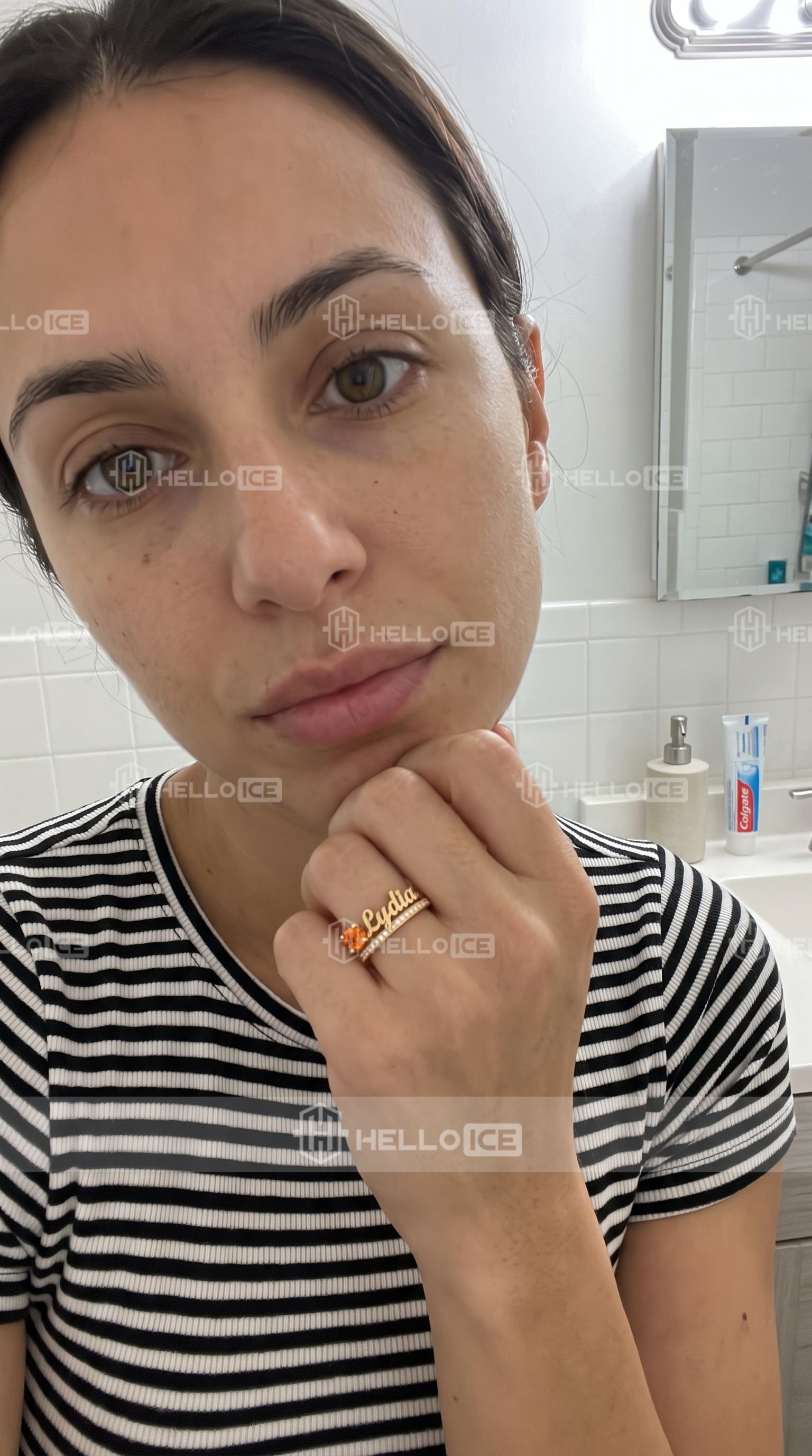 Helloice Review Image