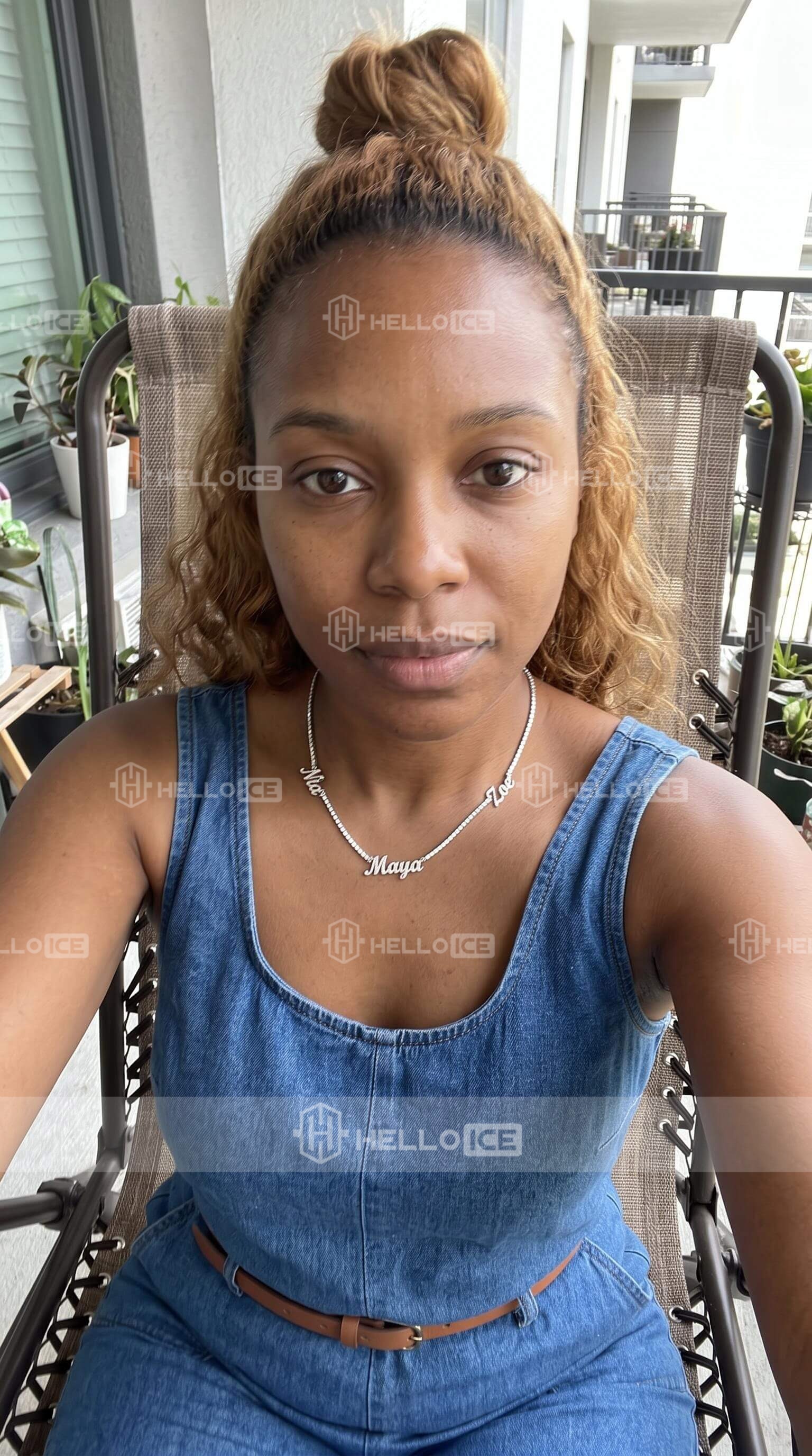 Helloice Review Image