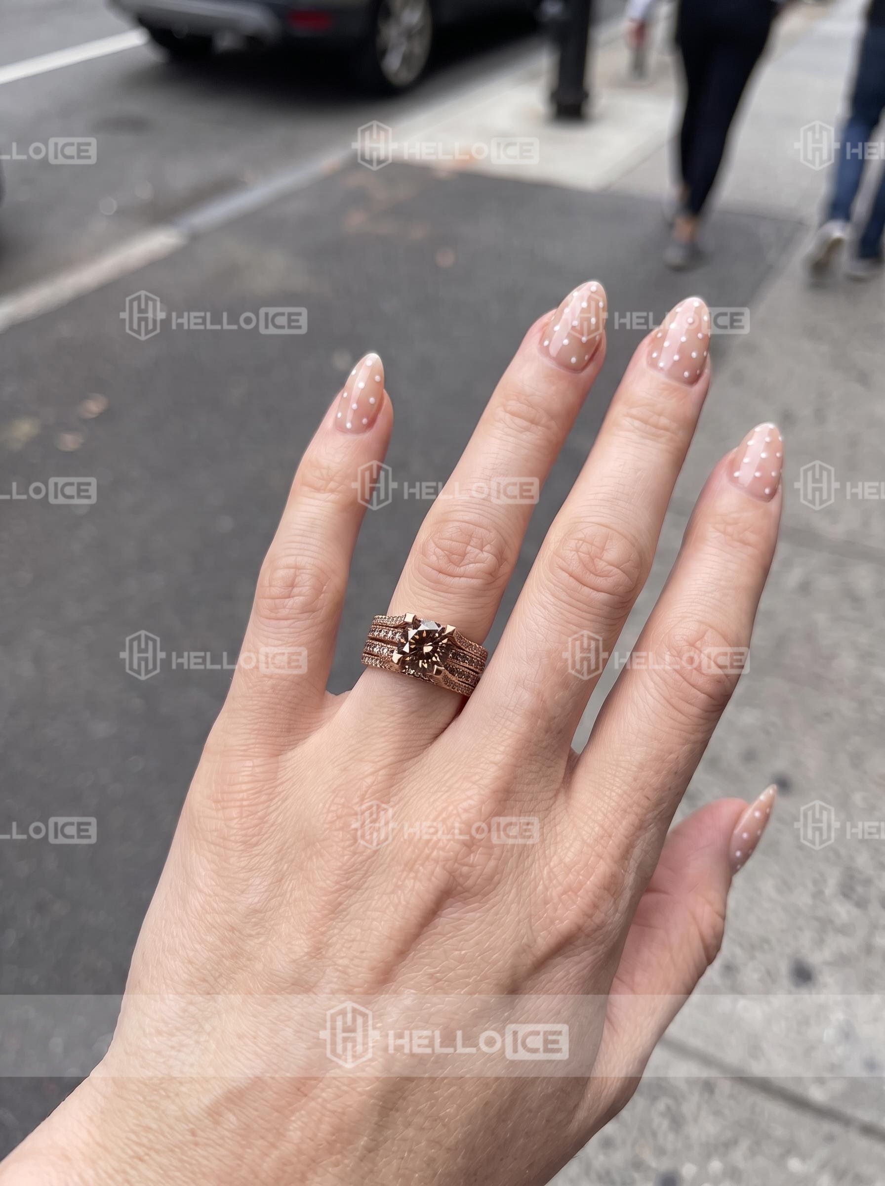 Helloice Review Image