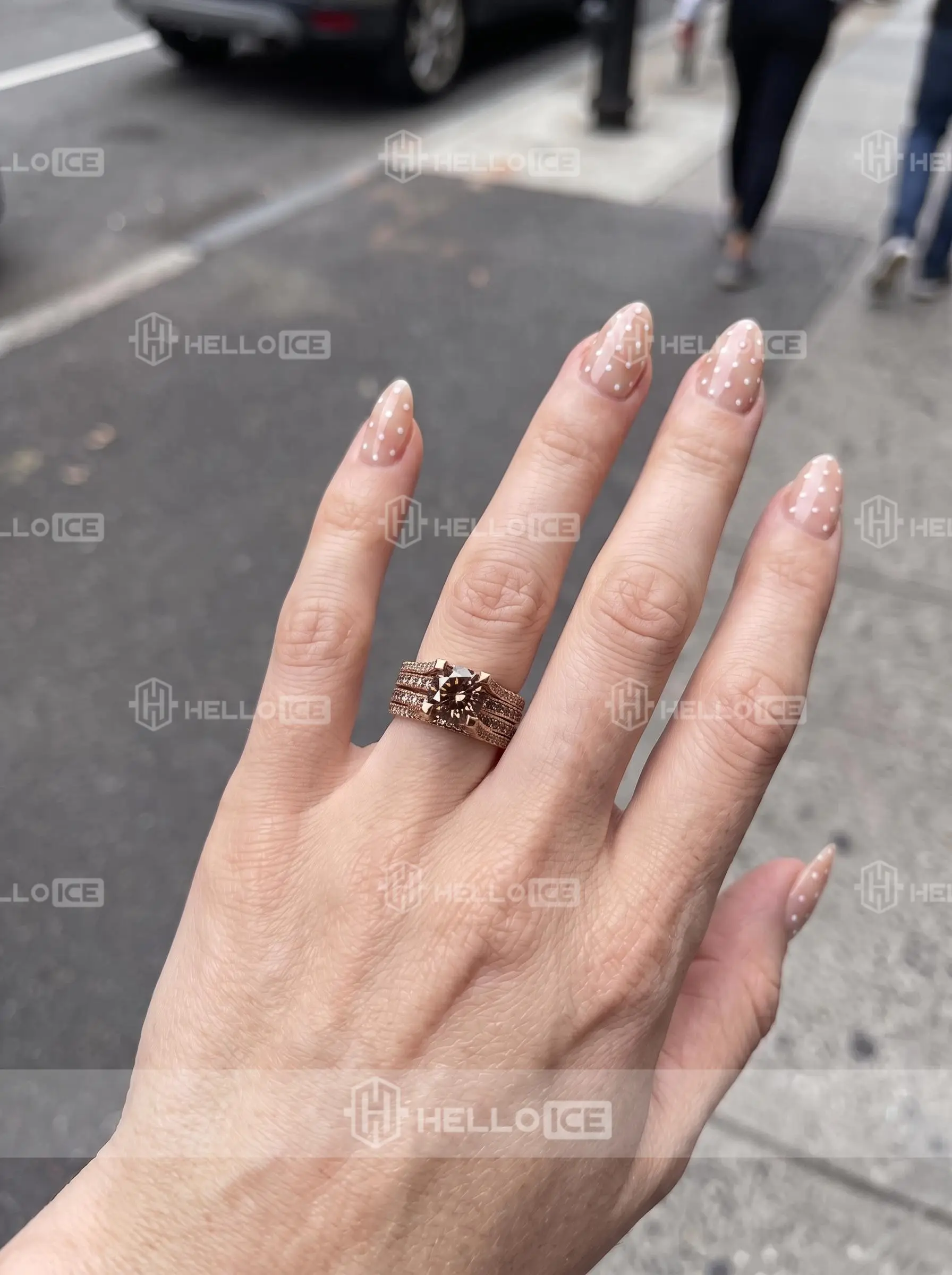 Helloice Review Image