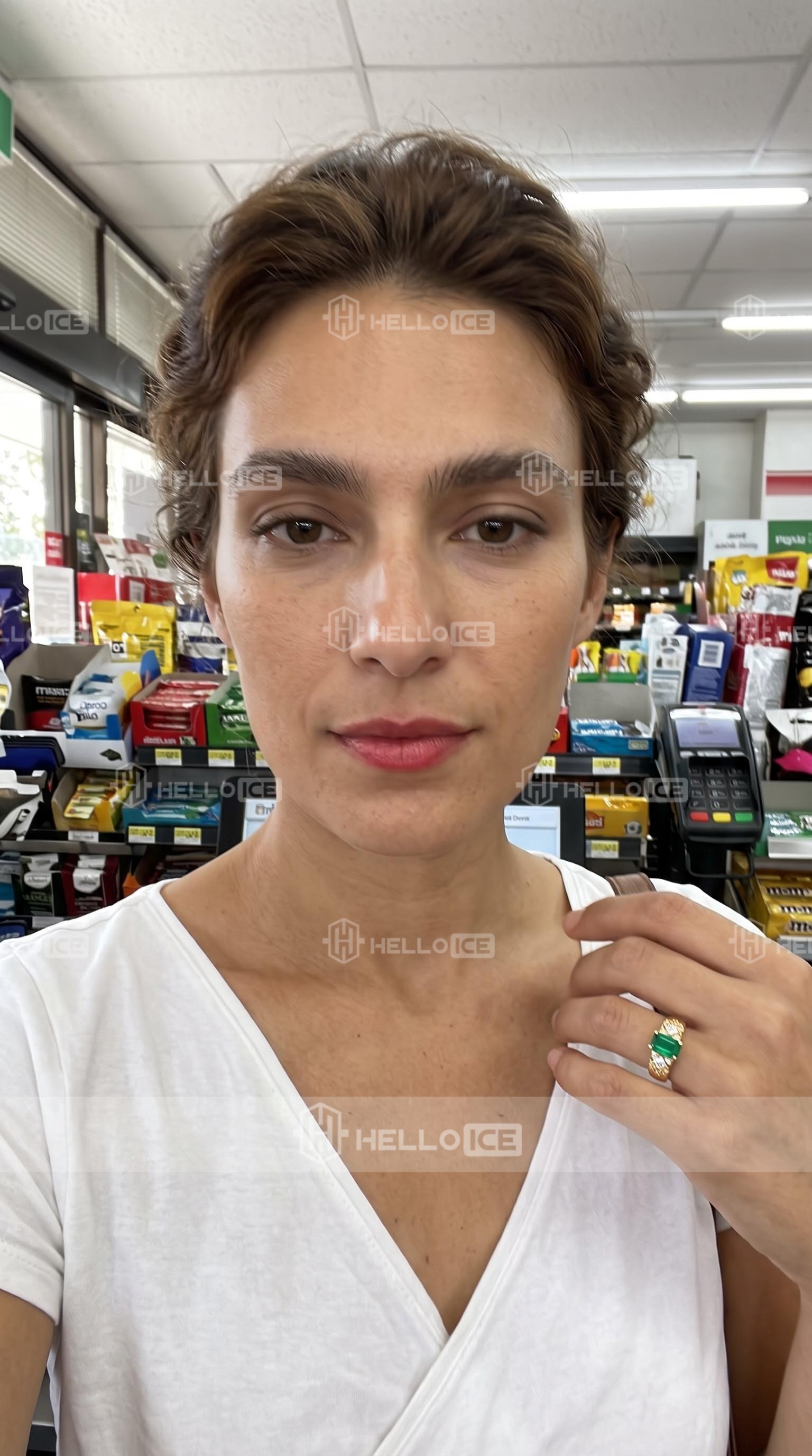 Helloice Review Image