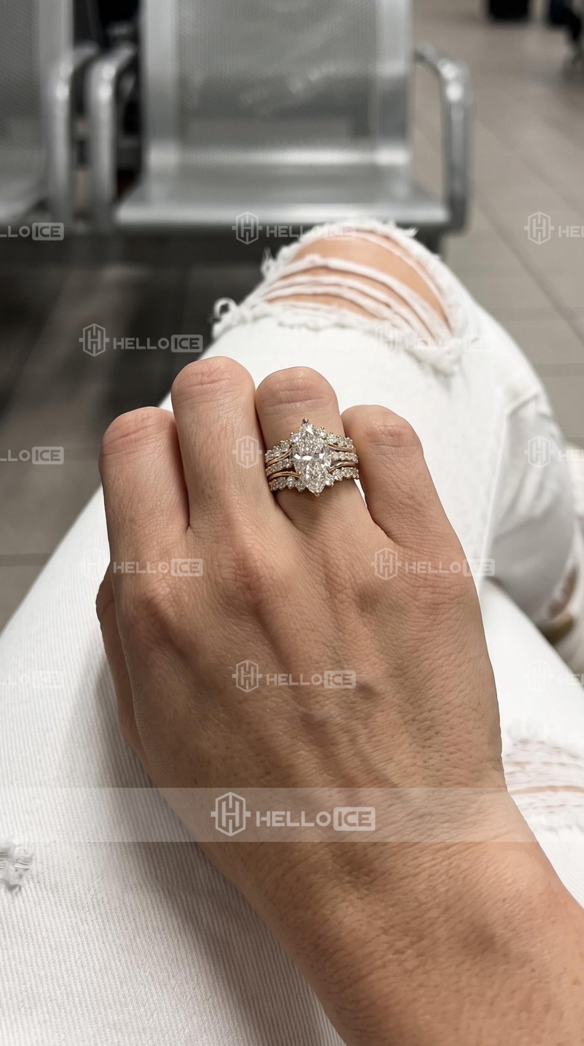 Helloice Review Image