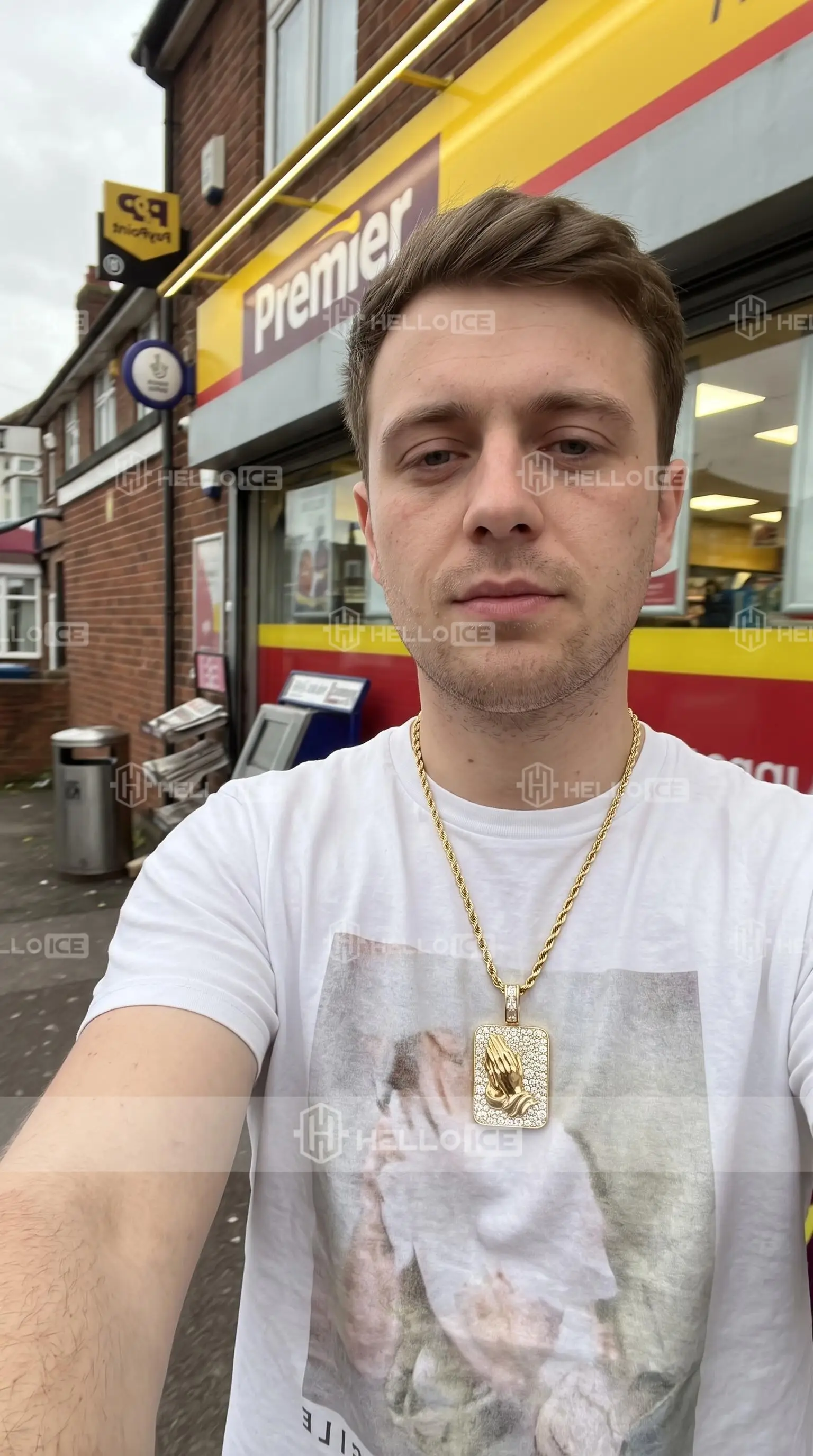 Helloice Review Image