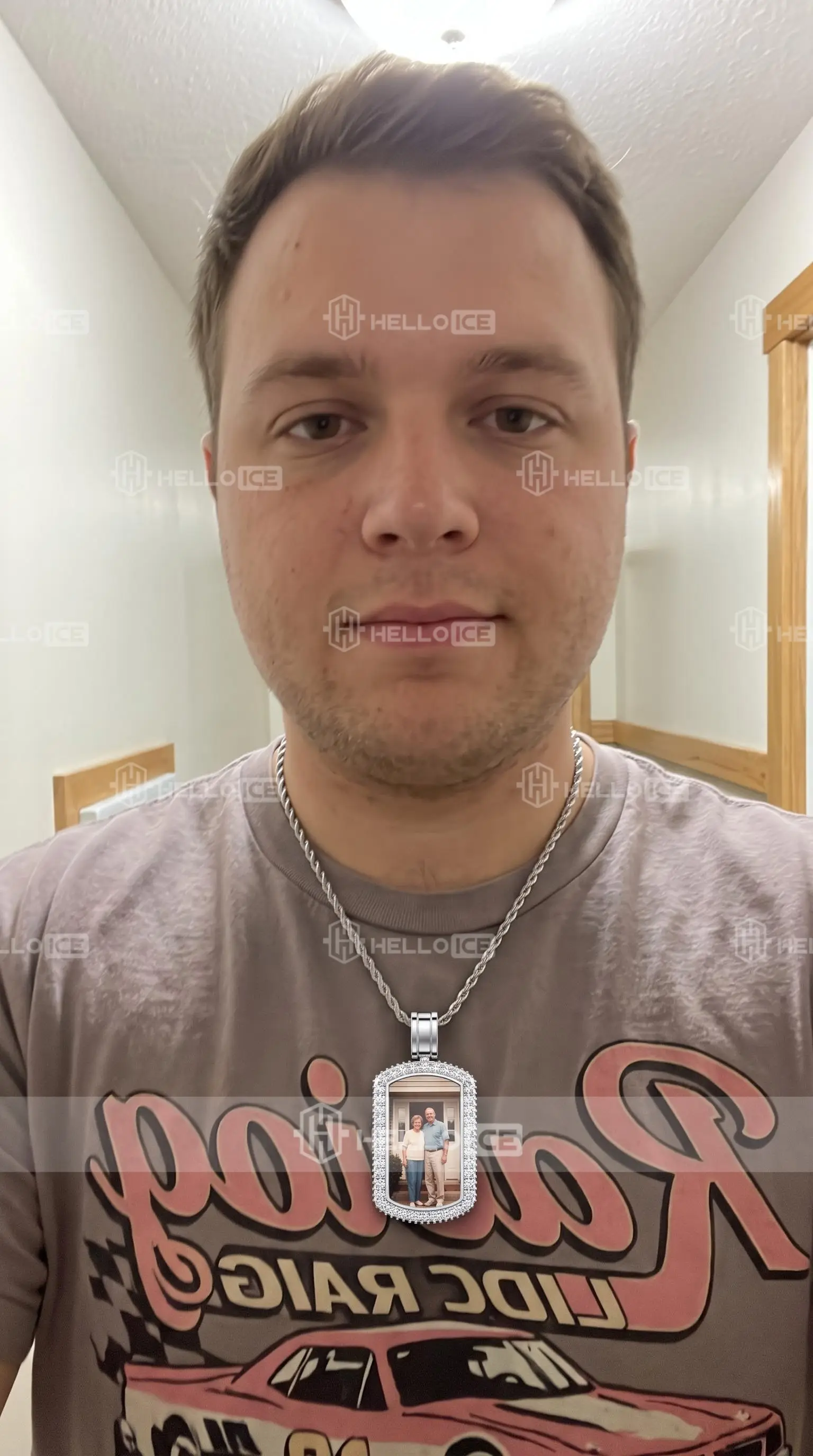 Helloice Review Image
