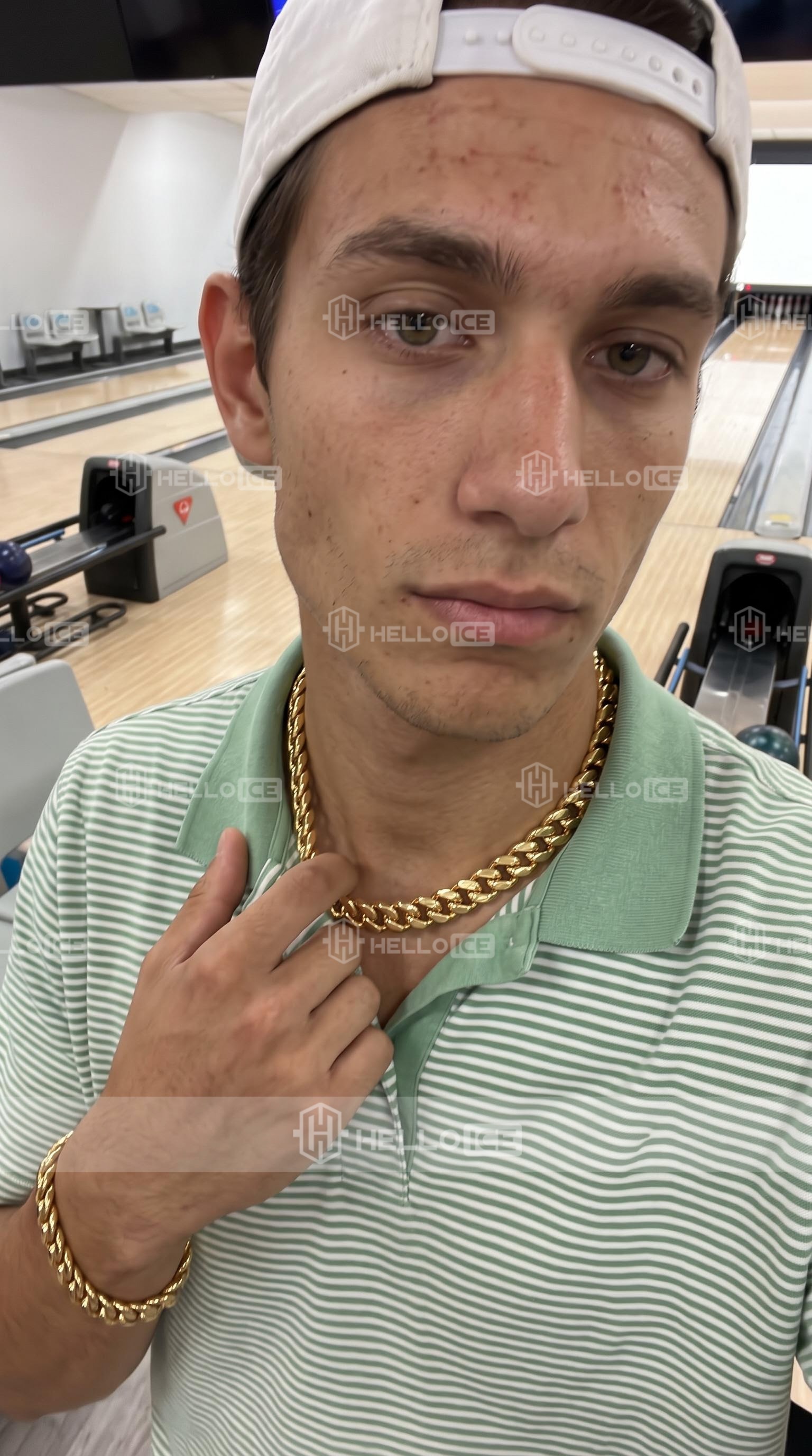 Helloice Review Image