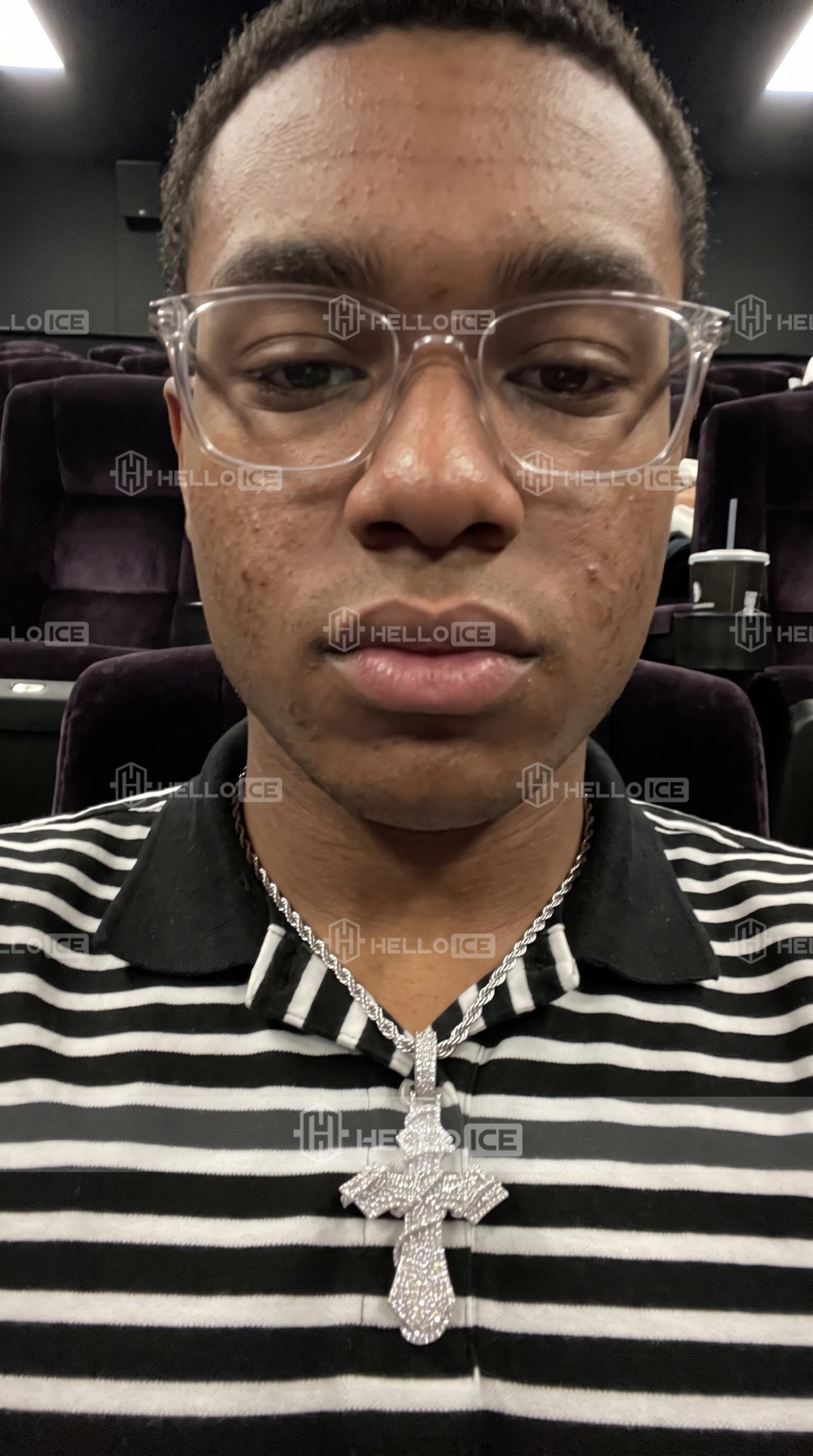 Helloice Review Image