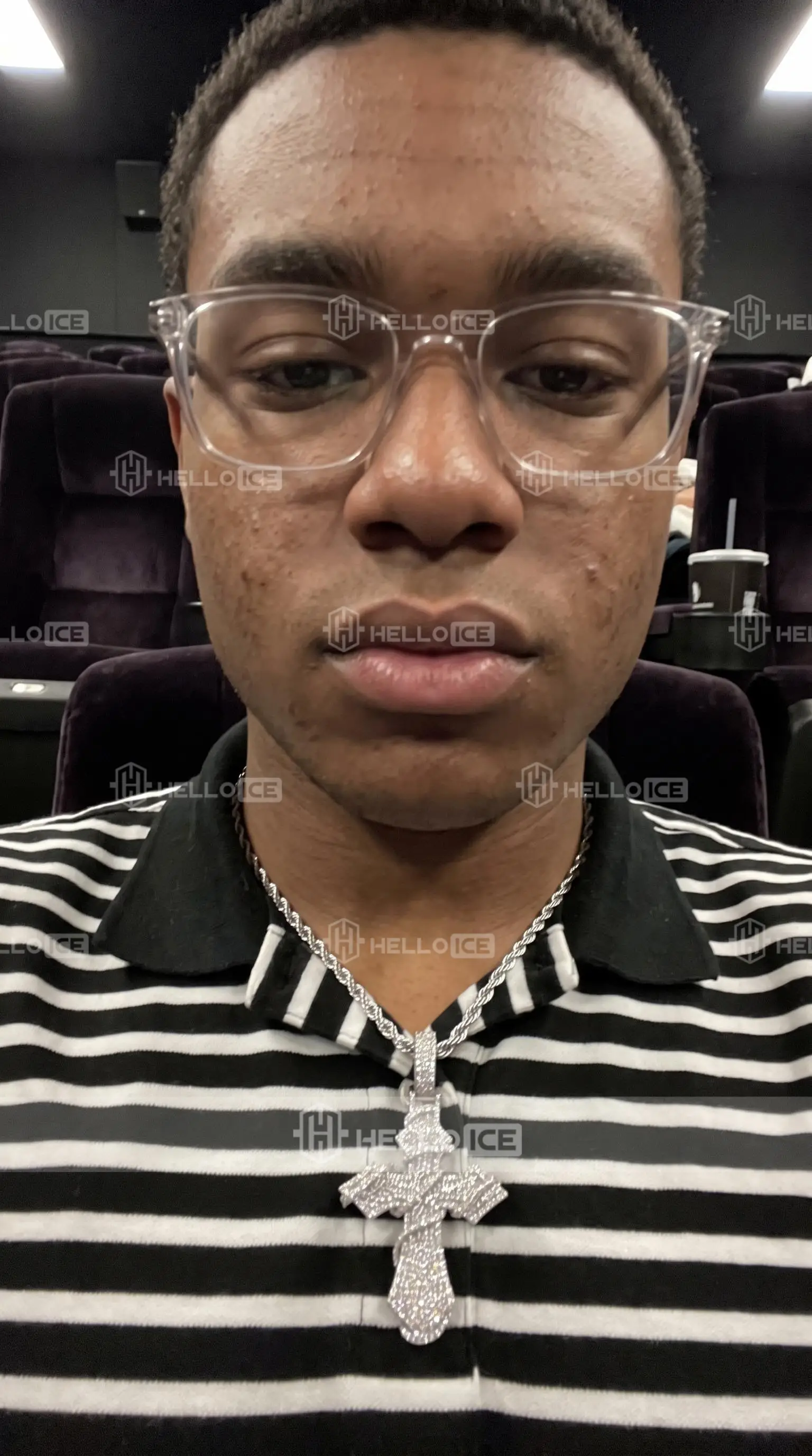 Helloice Review Image