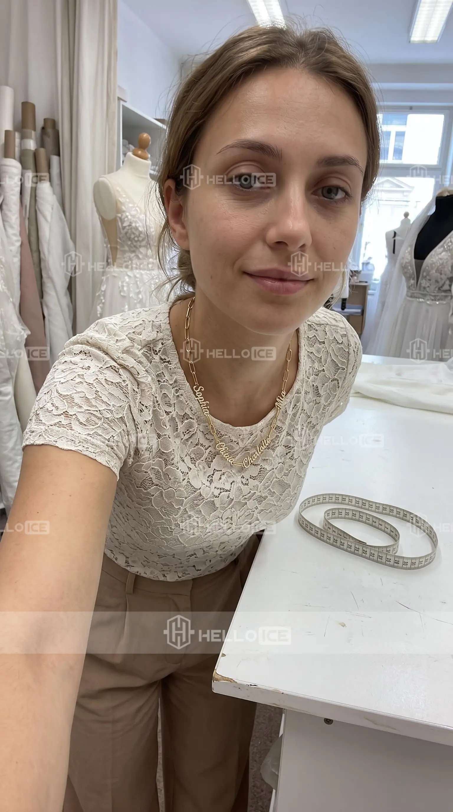 Helloice Review Image