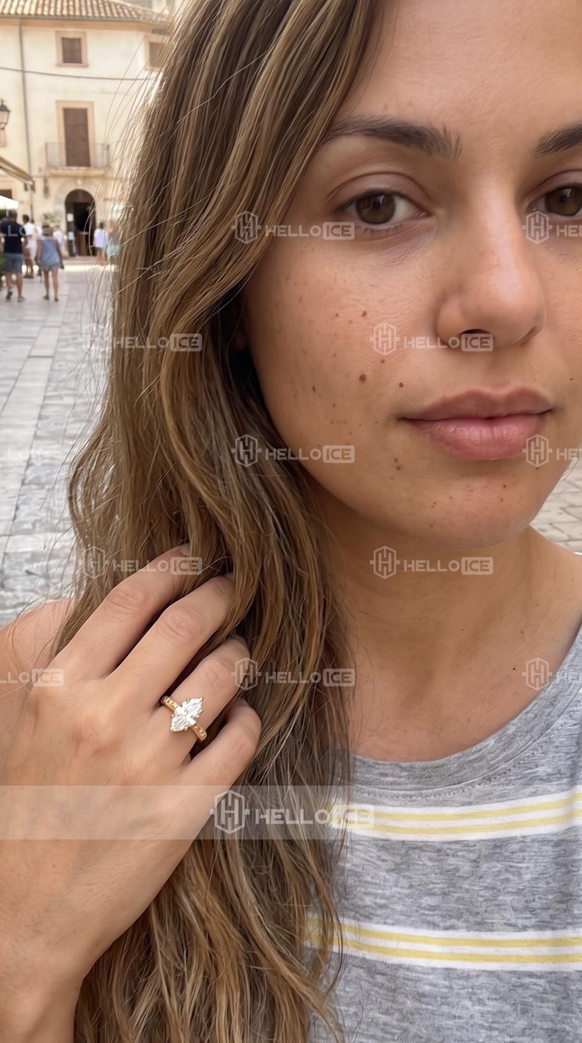 Helloice Review Image