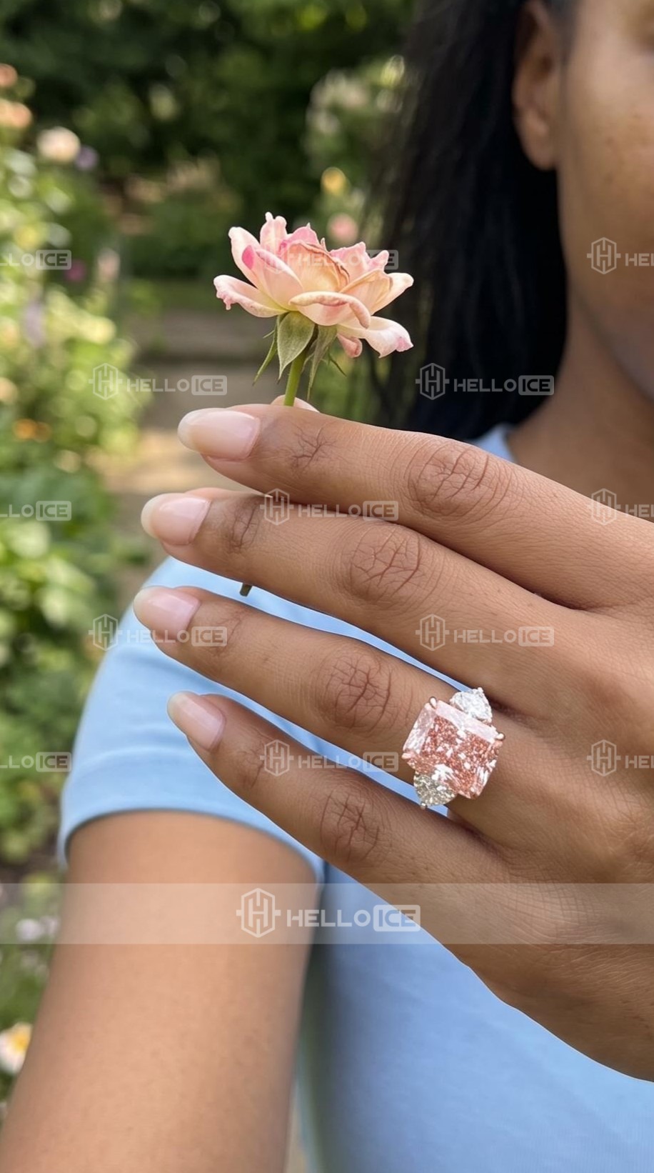 Helloice Review Image