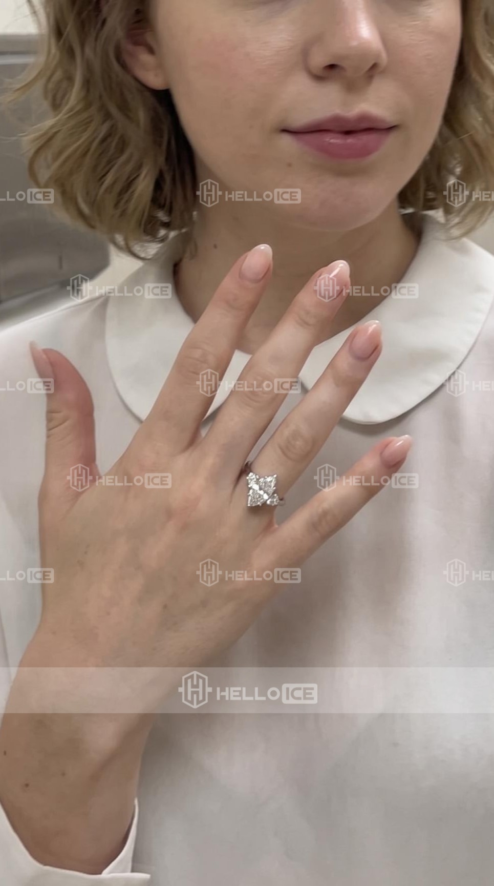 Helloice Review Image