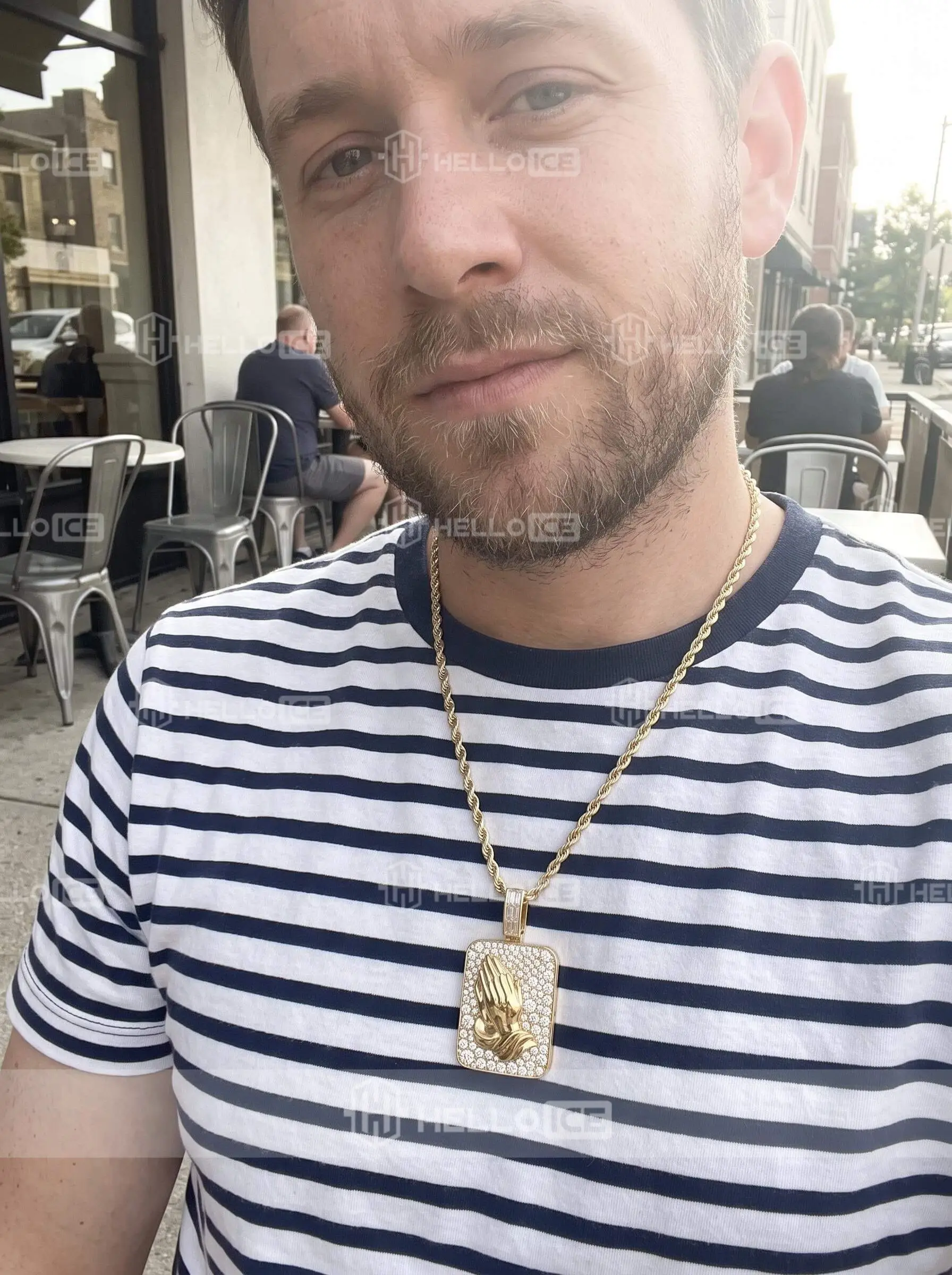 Helloice Review Image