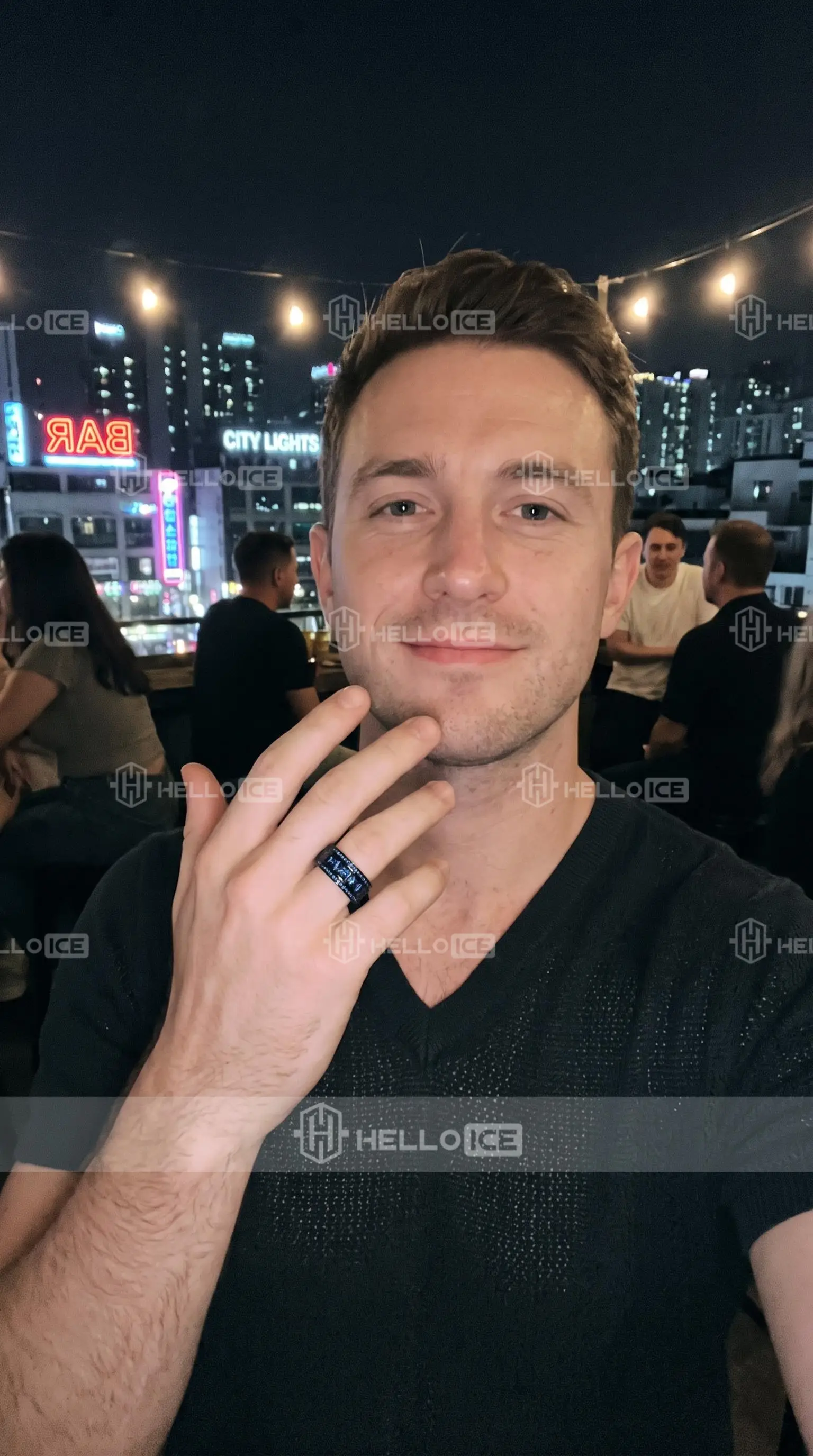 Helloice Review Image