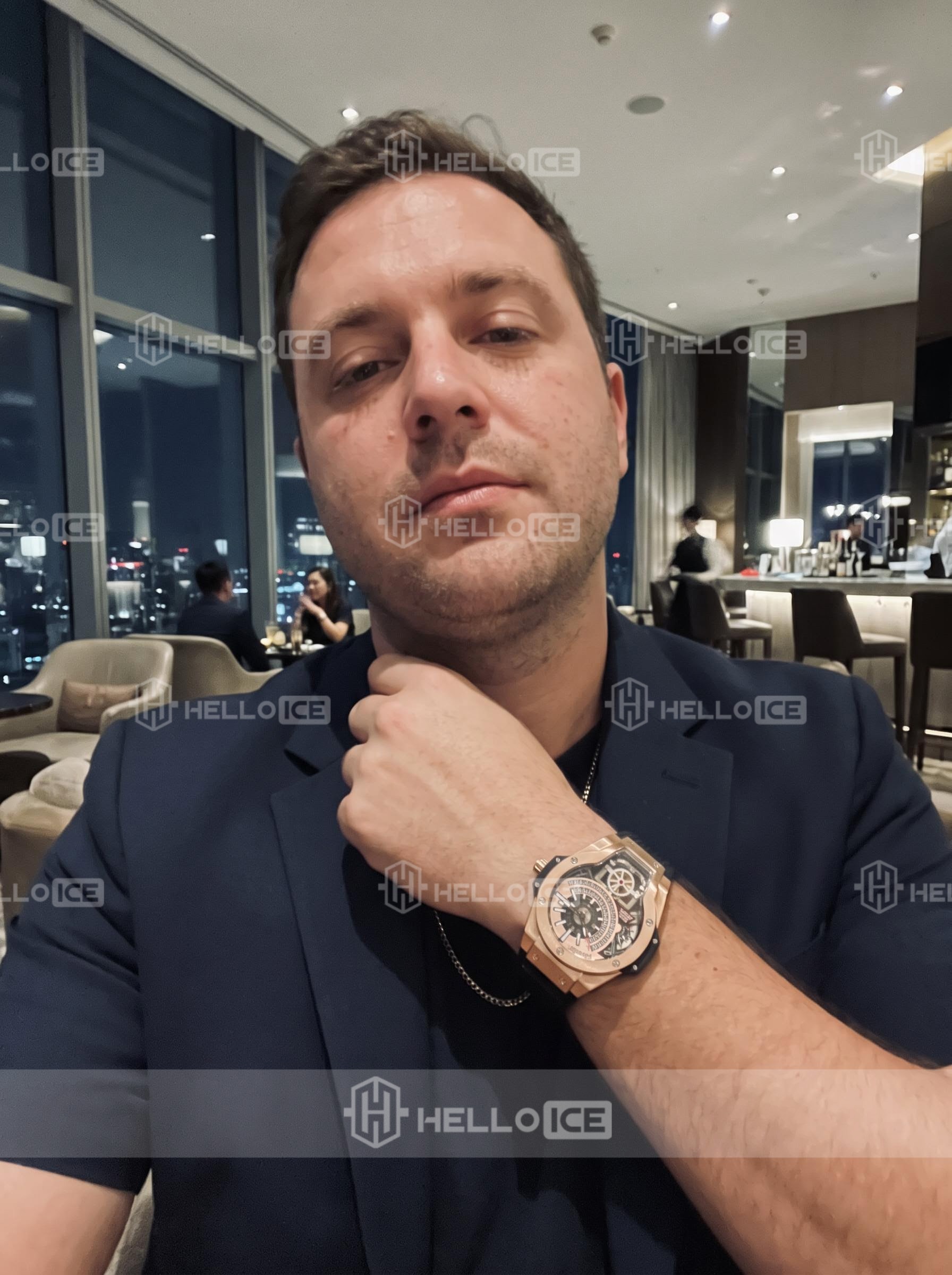 Helloice Review Image