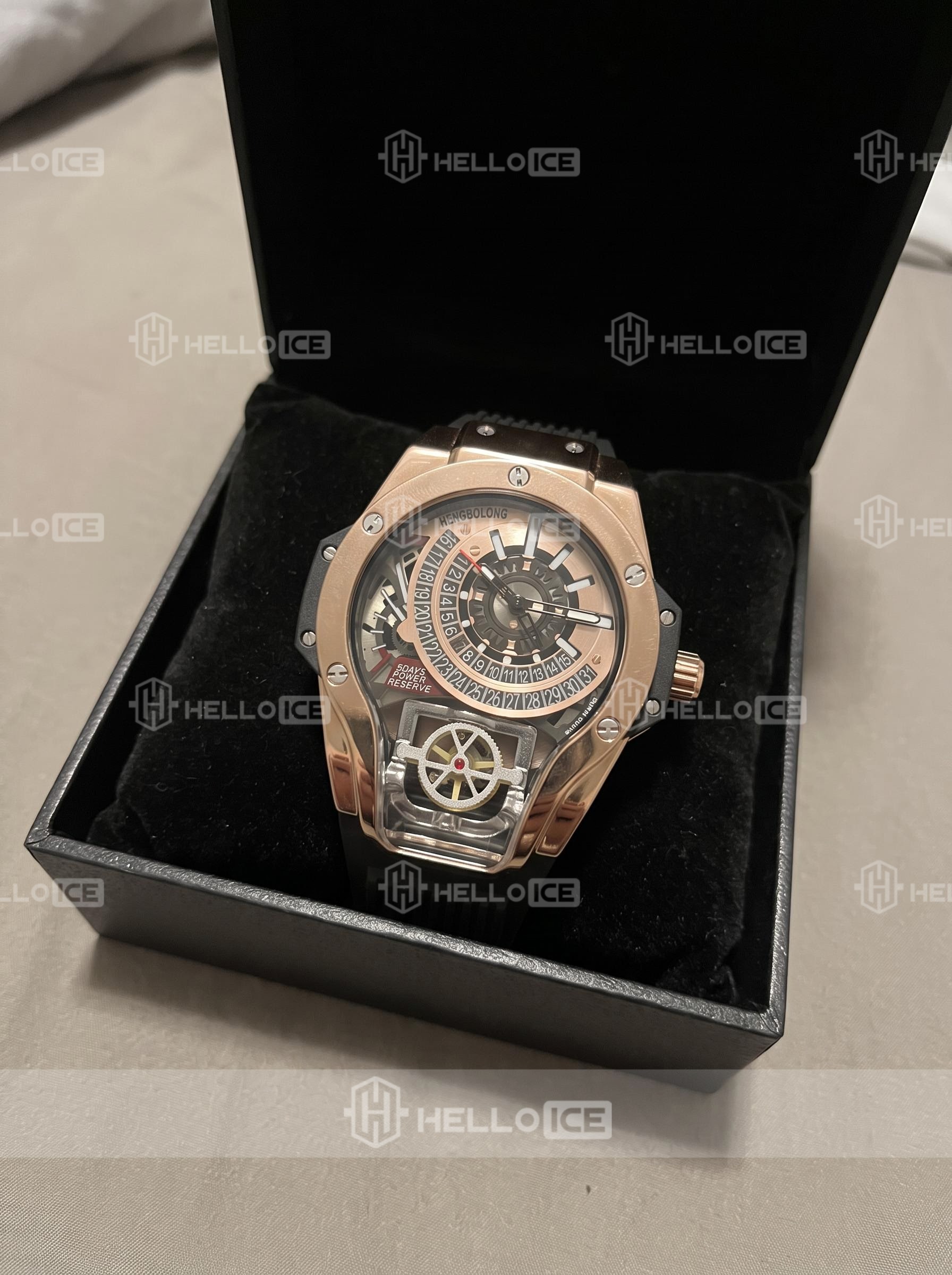 Helloice Review Image