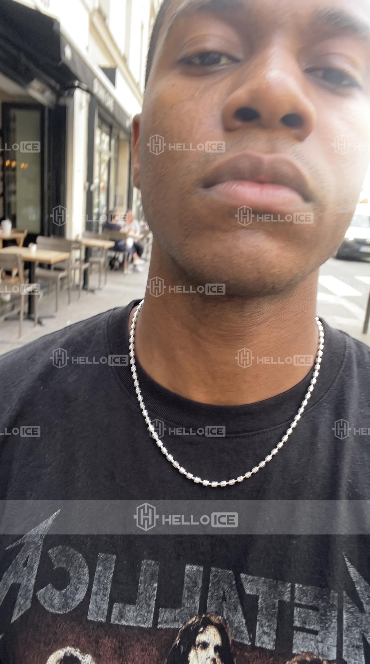 Helloice Review Image