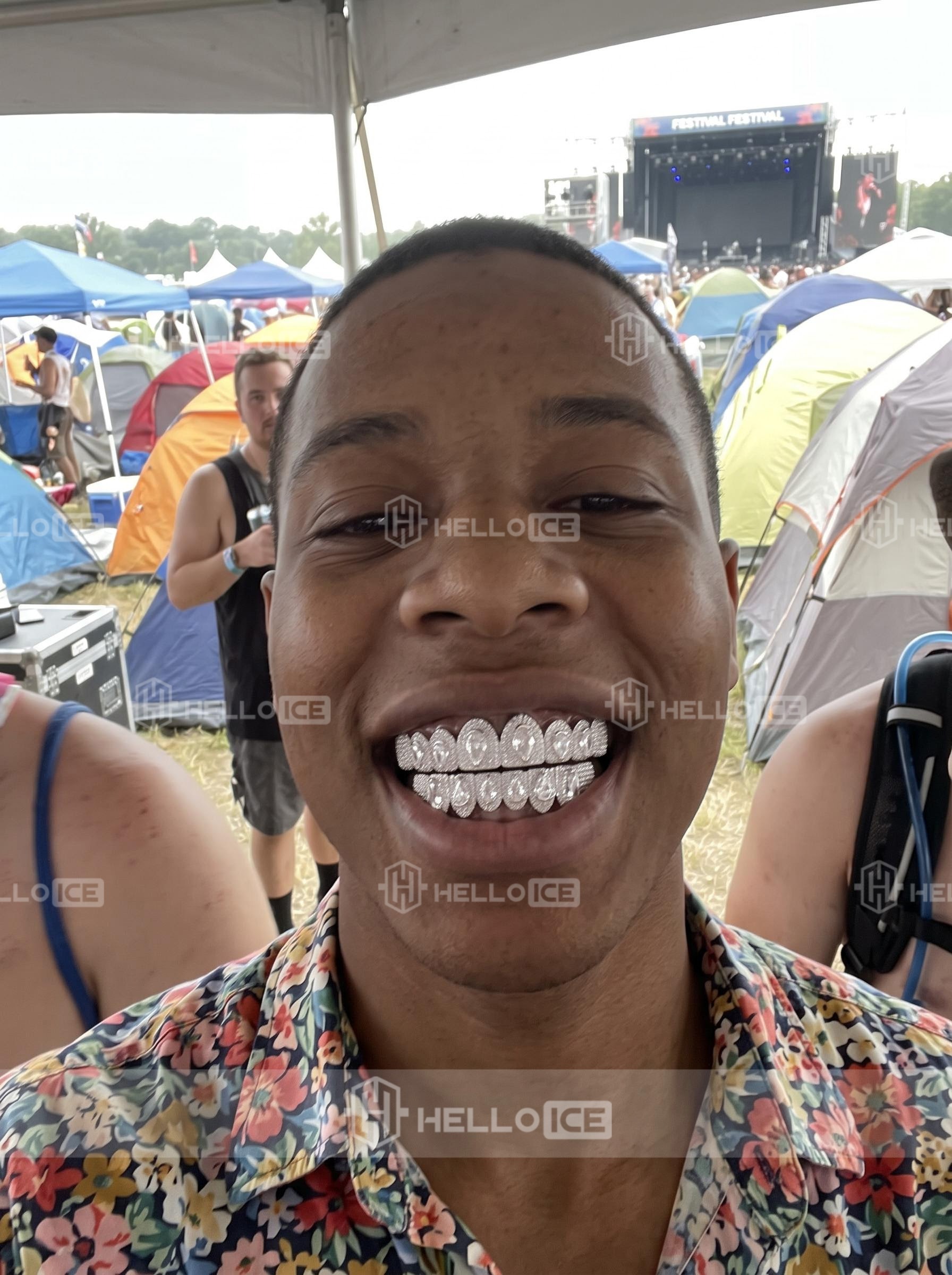Helloice Review Image