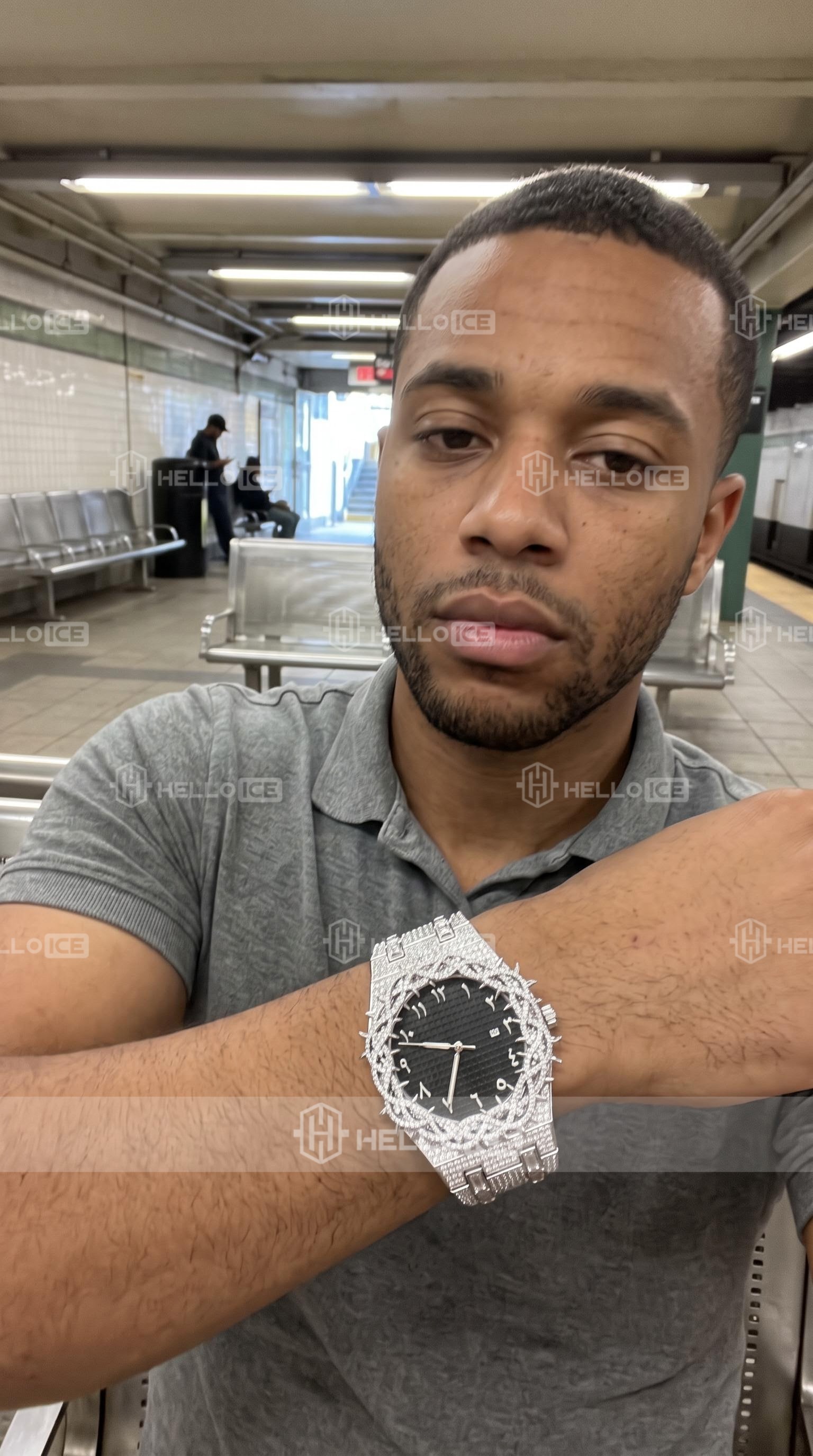 Helloice Review Image