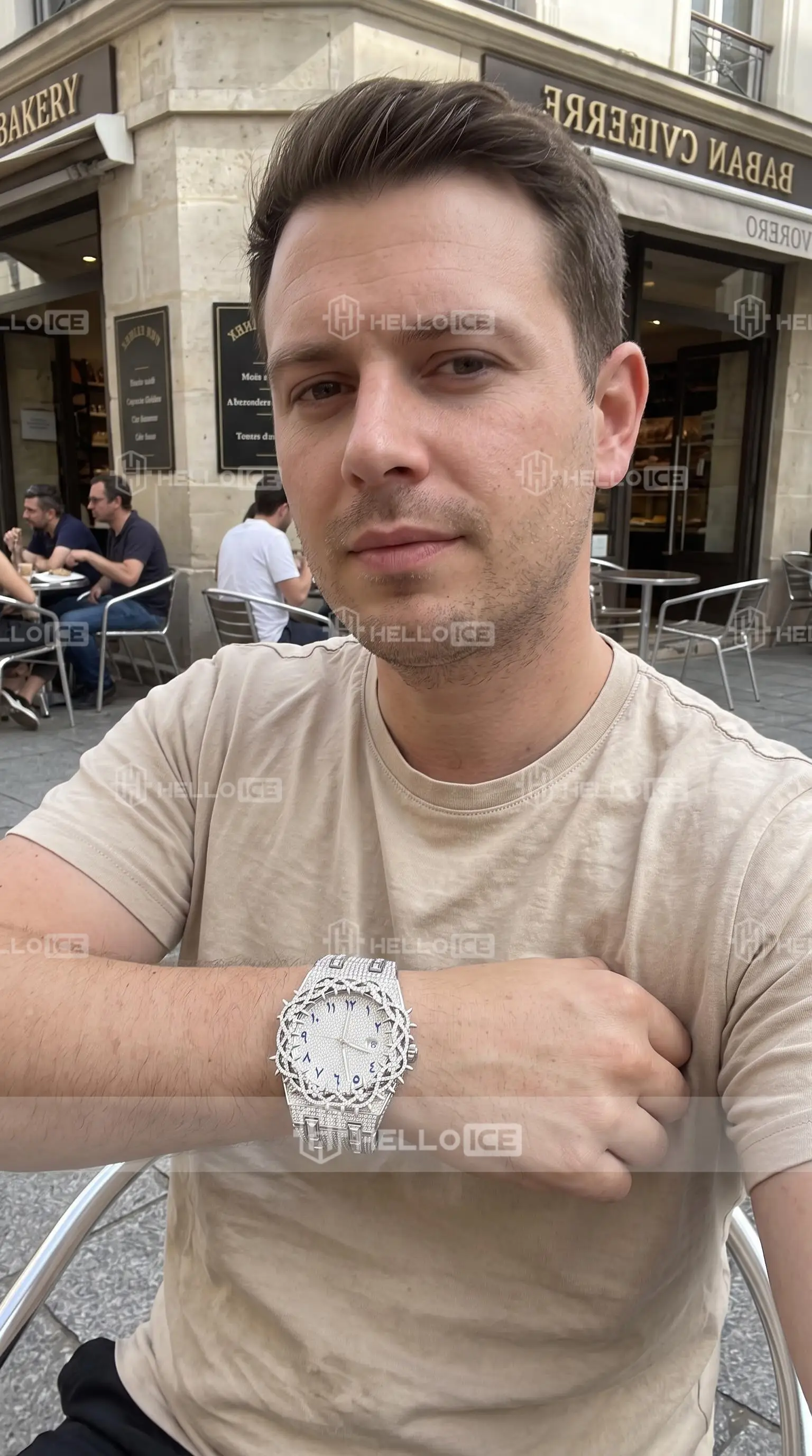 Helloice Review Image