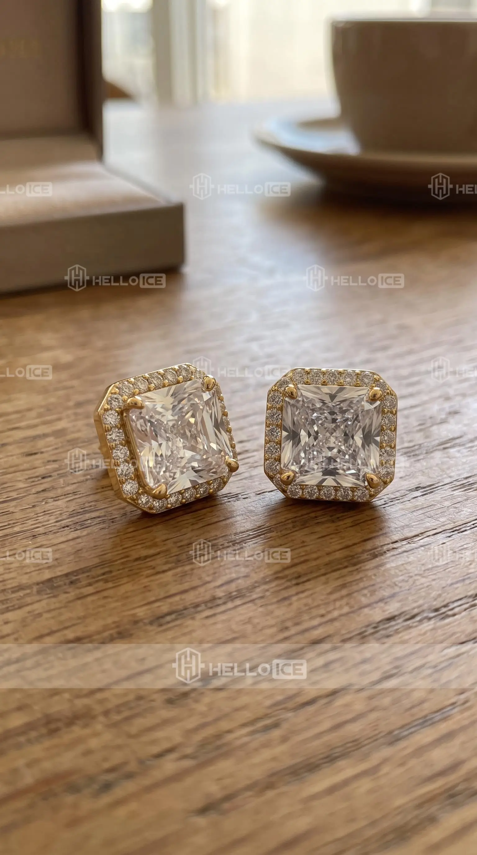 Helloice Review Image