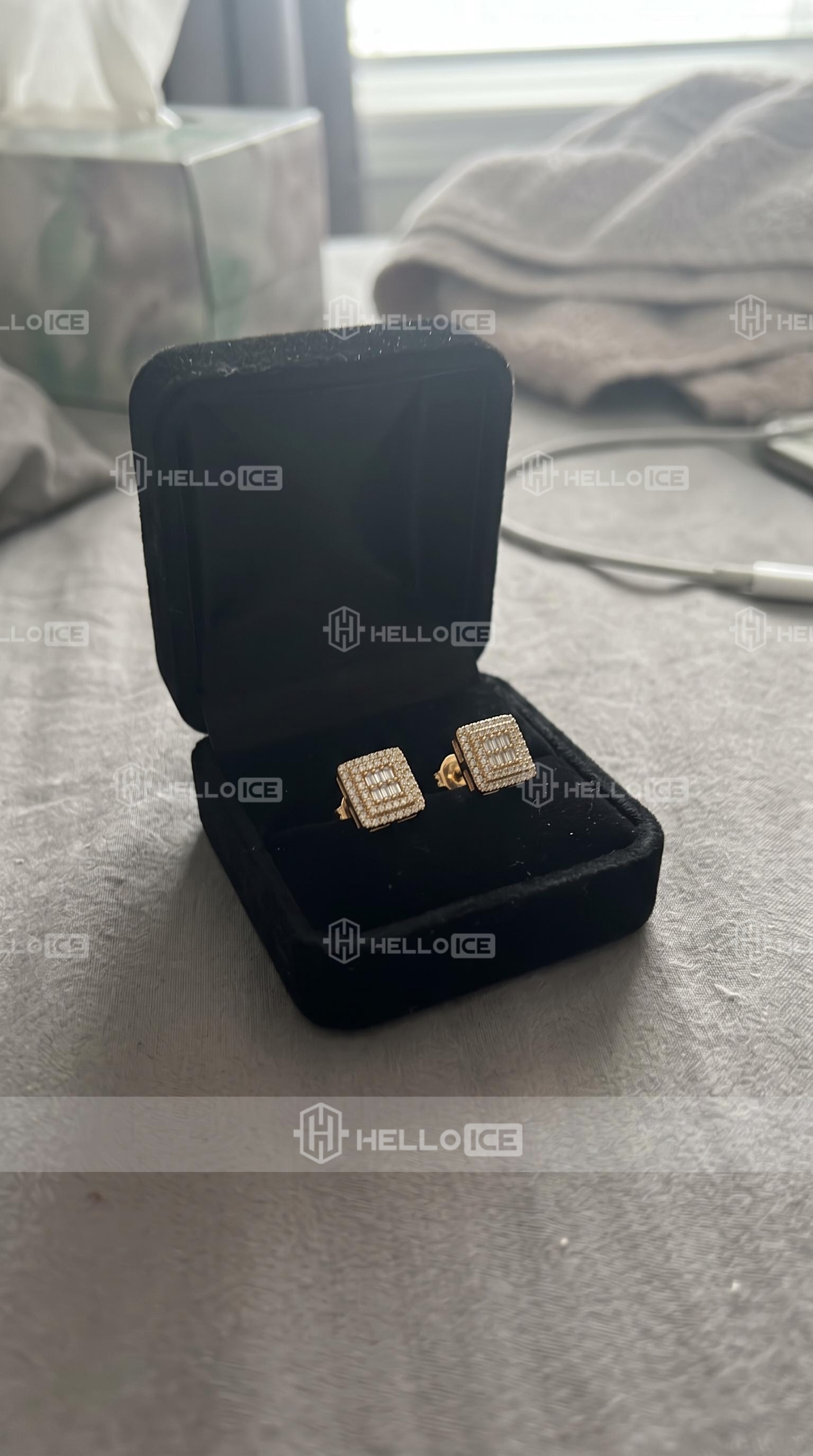 Helloice Review Image