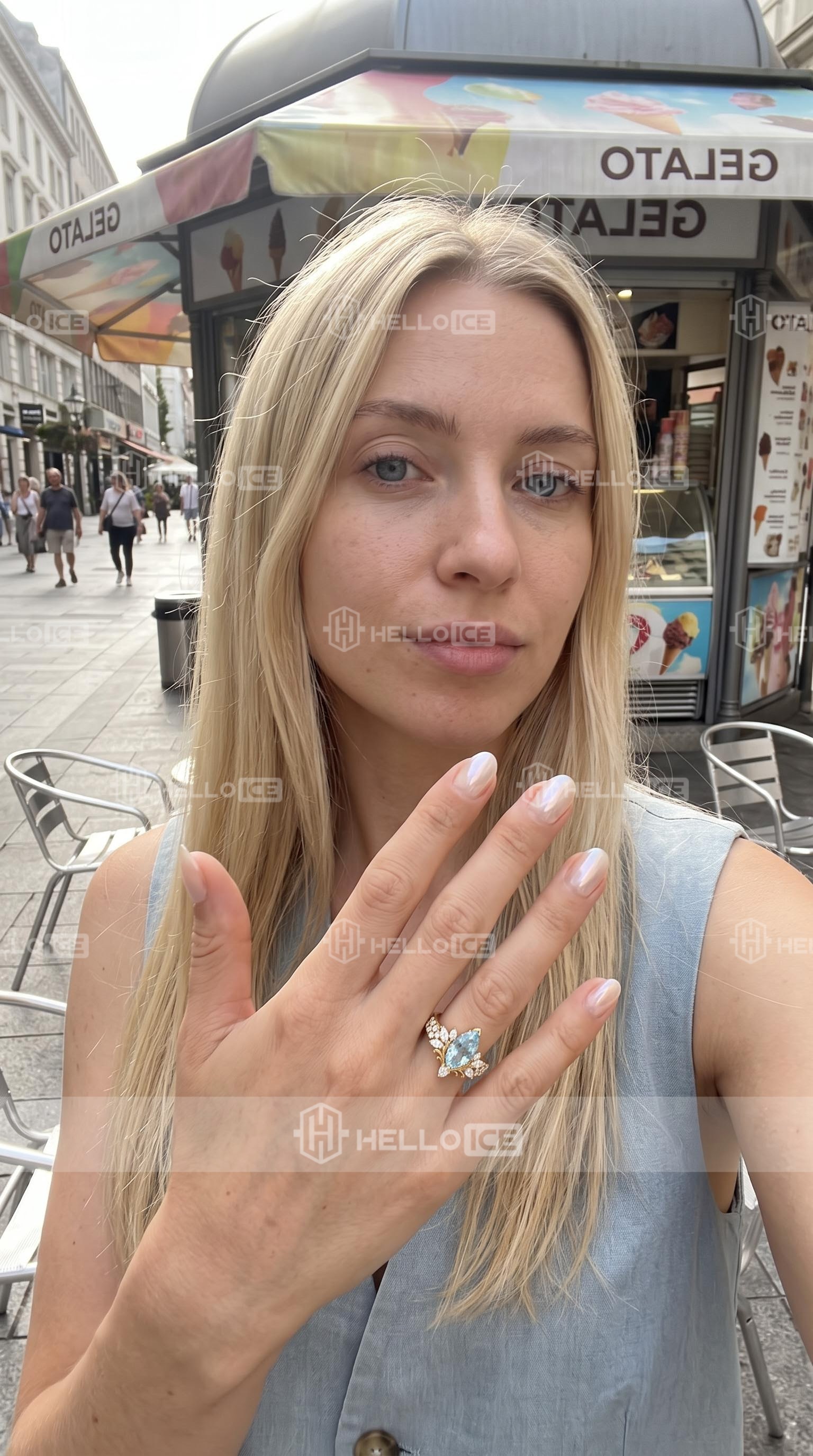 Helloice Review Image