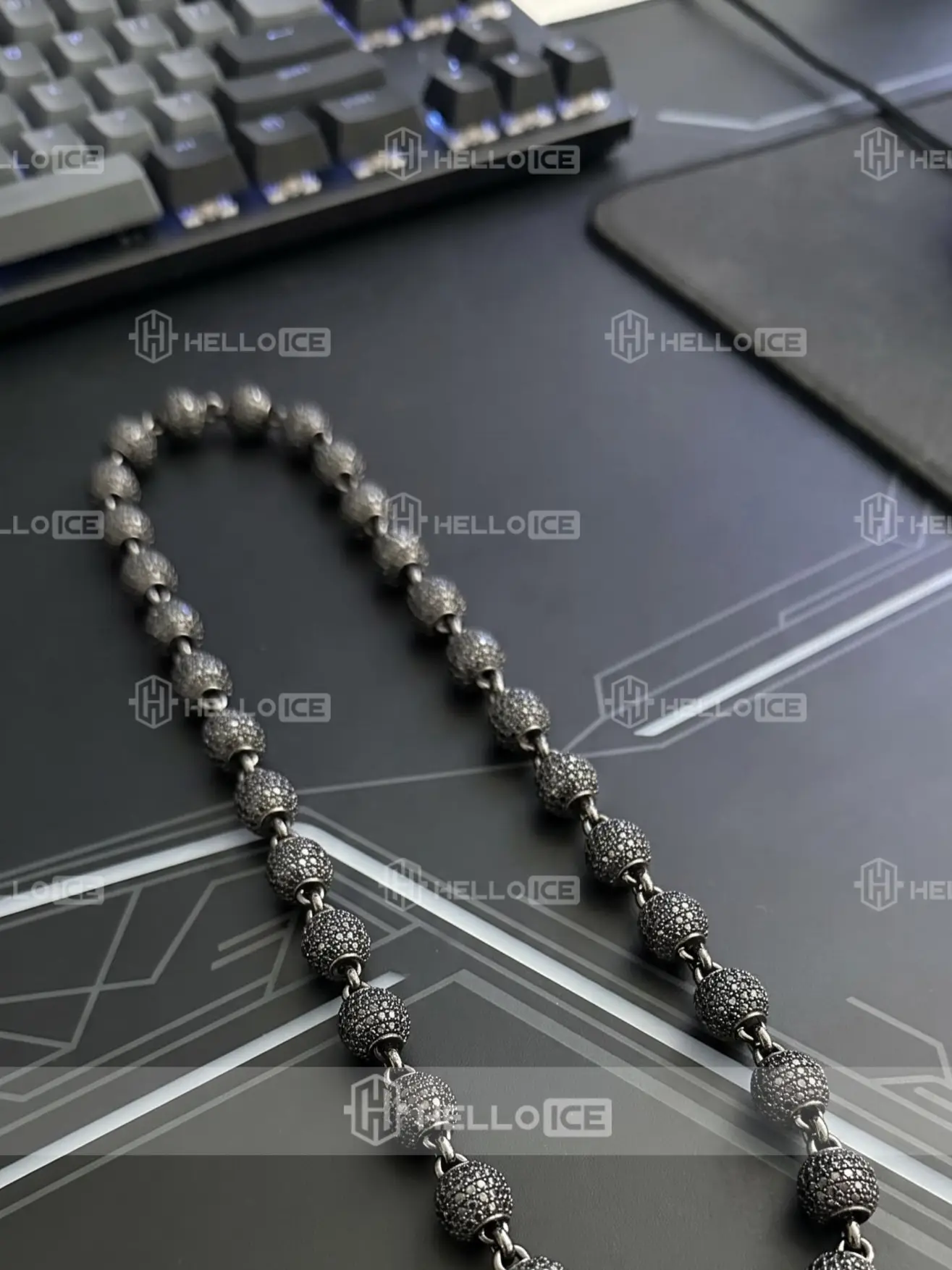 Helloice Review Image