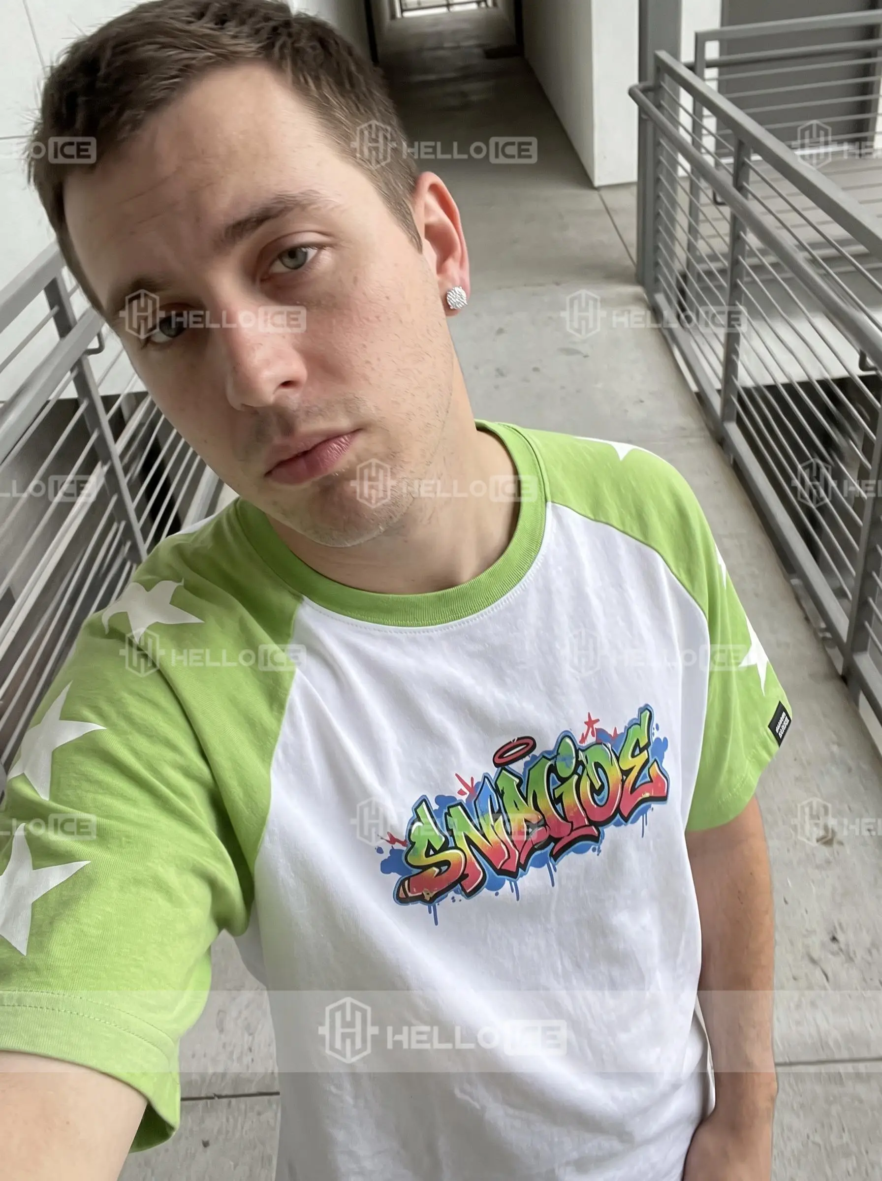 Helloice Review Image