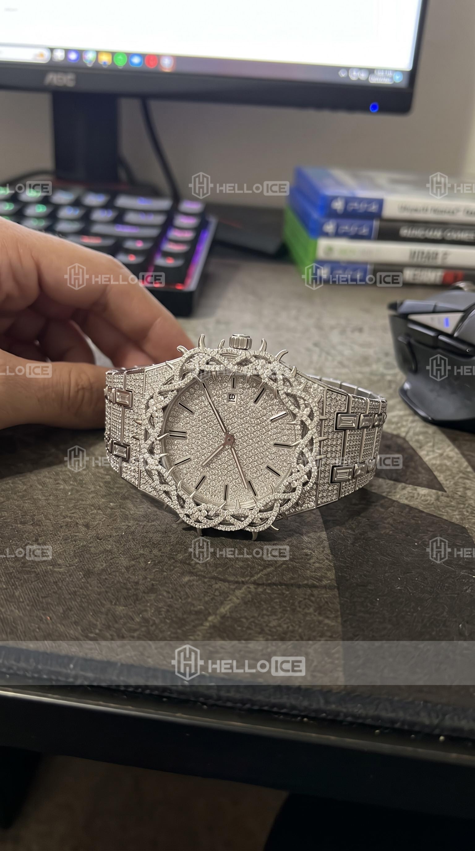 Helloice Review Image