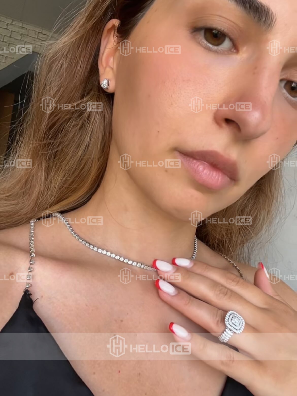 Helloice Review Image