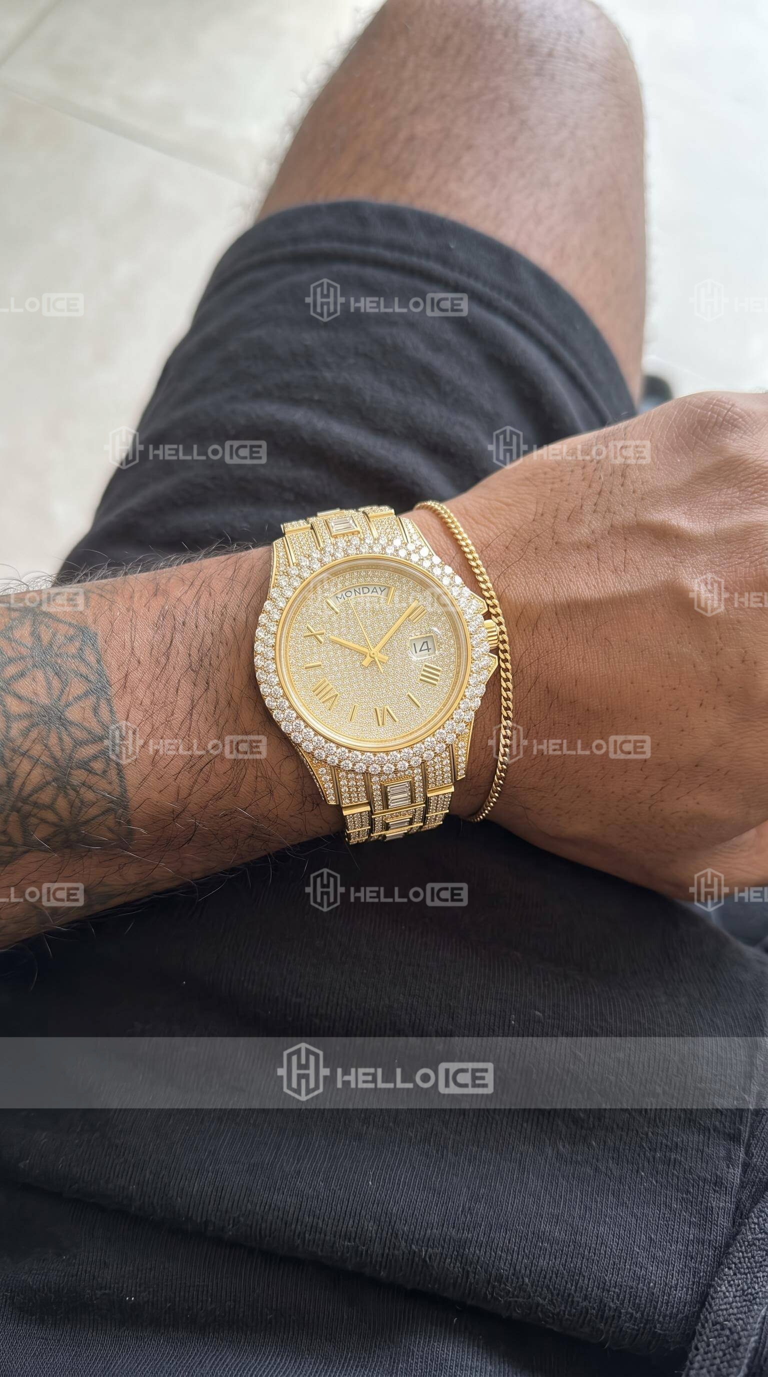 Helloice Review Image