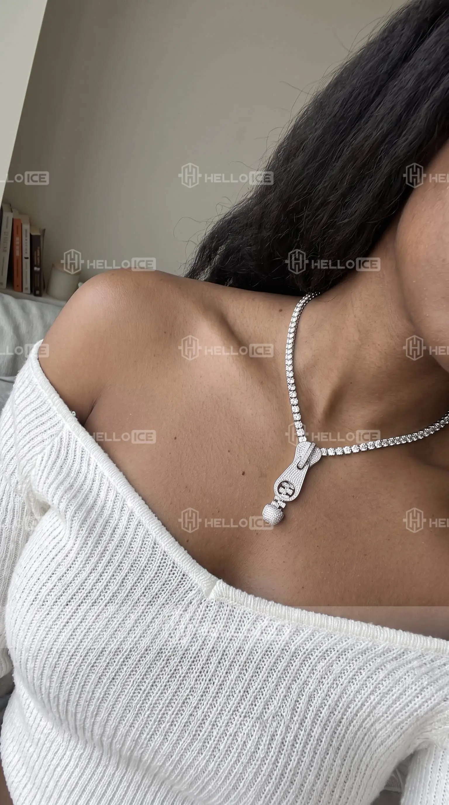 Helloice Review Image